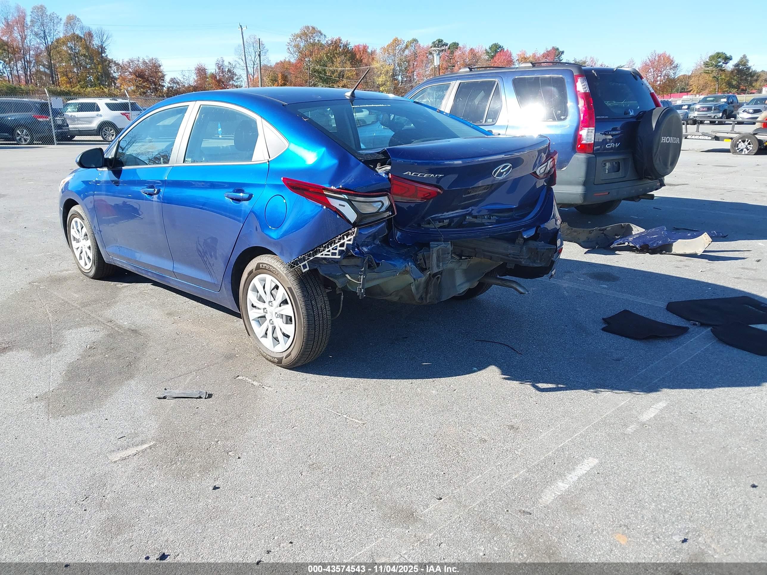 HYUNDAI ACCENT image 3