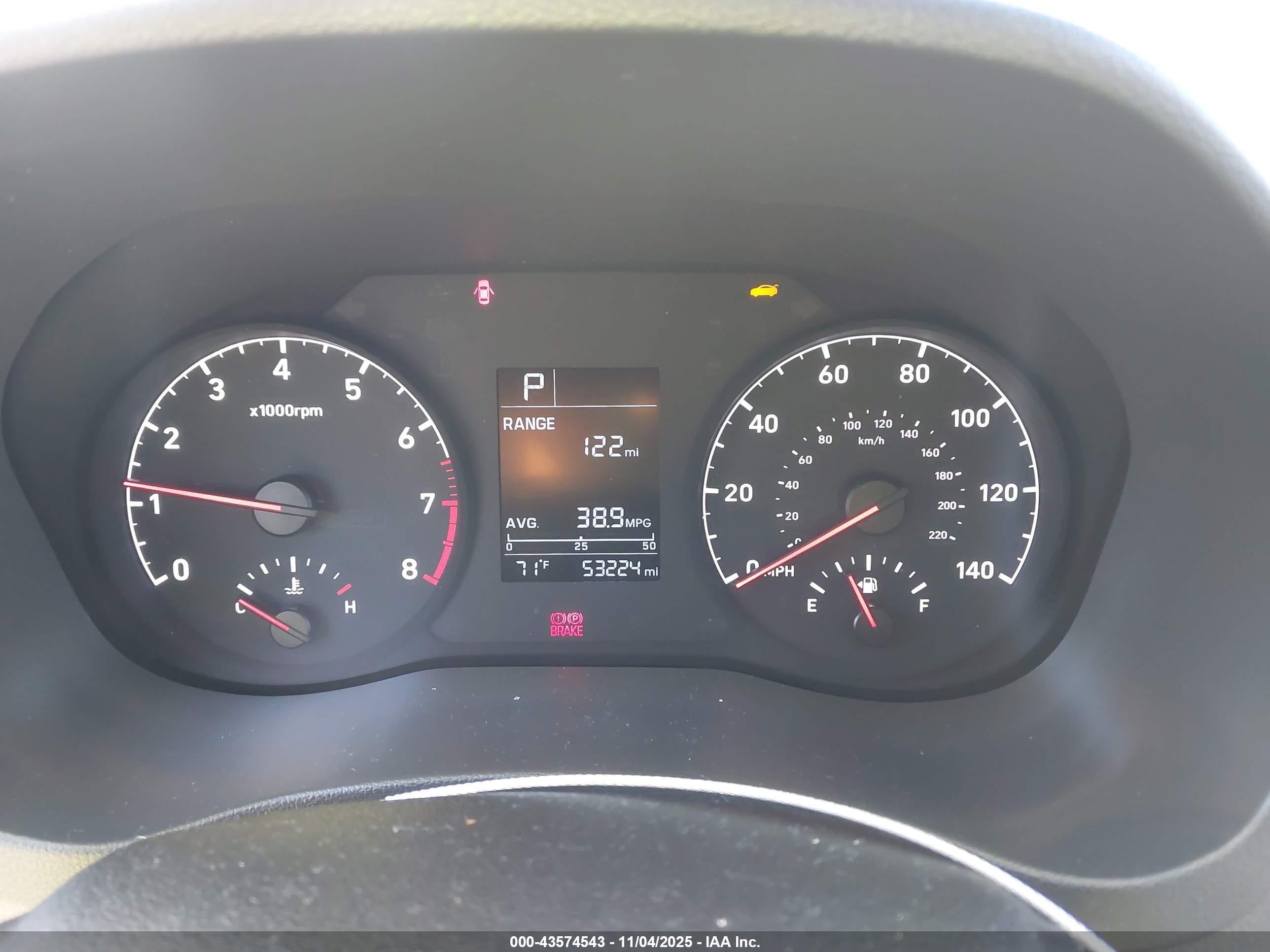 HYUNDAI ACCENT image 7