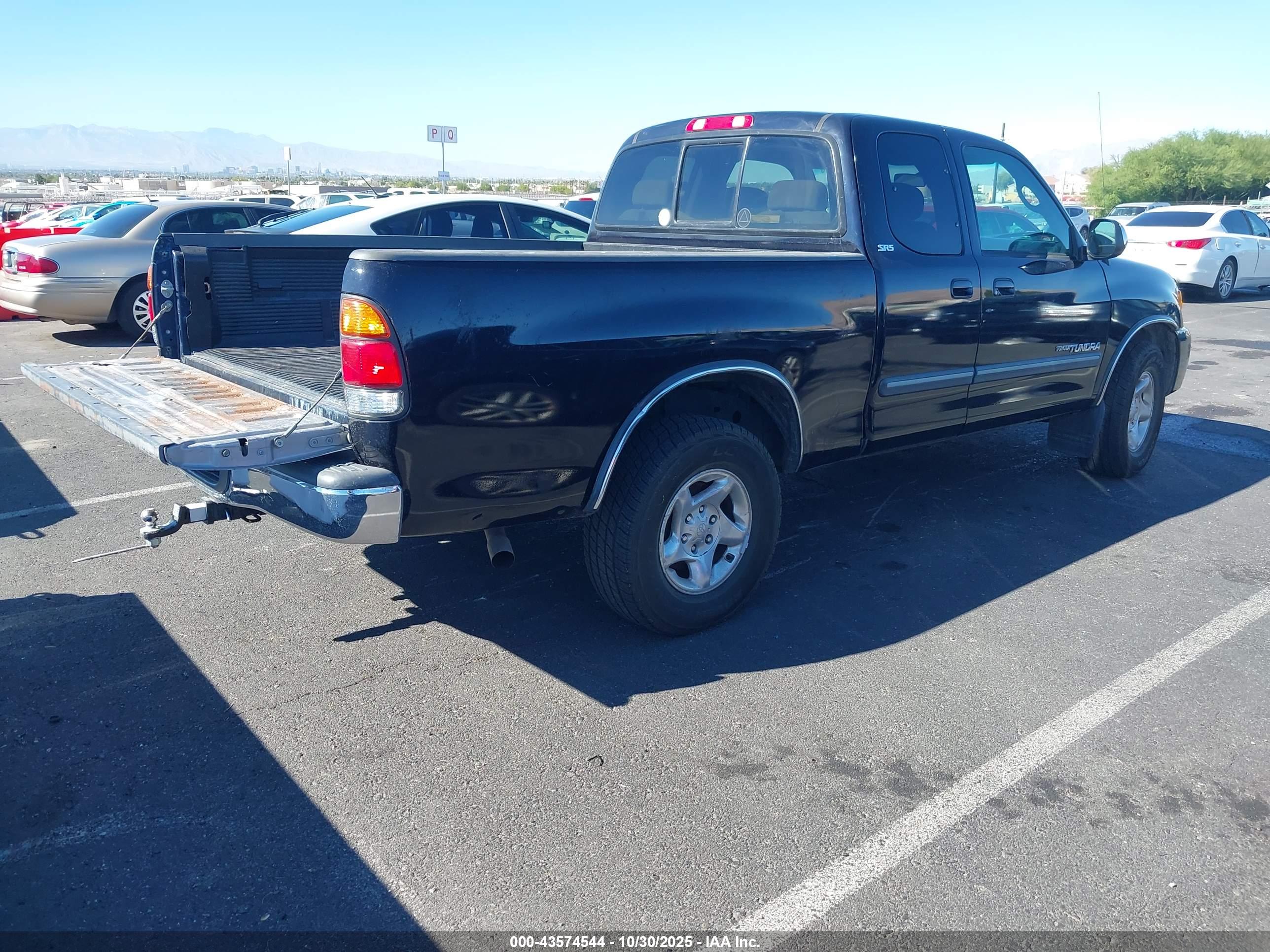 TOYOTA TUNDRA image 4