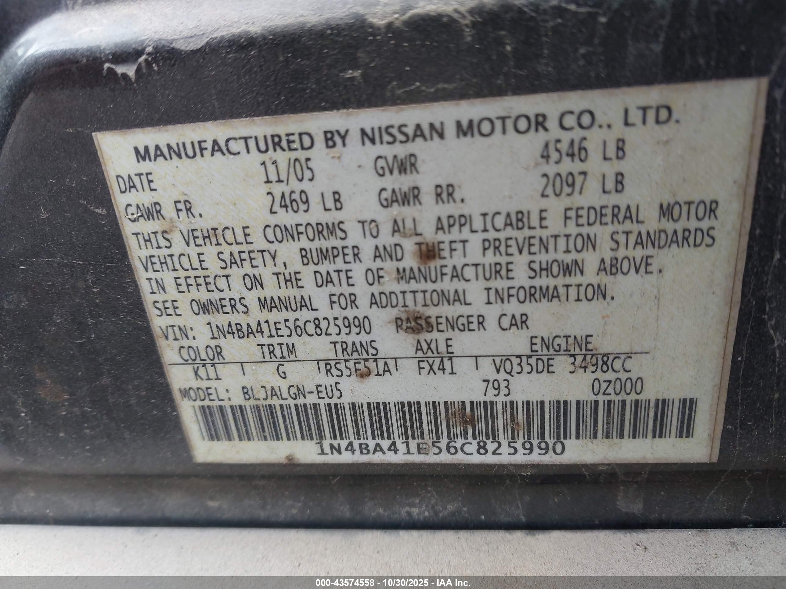 NISSAN MAXIMA image 9