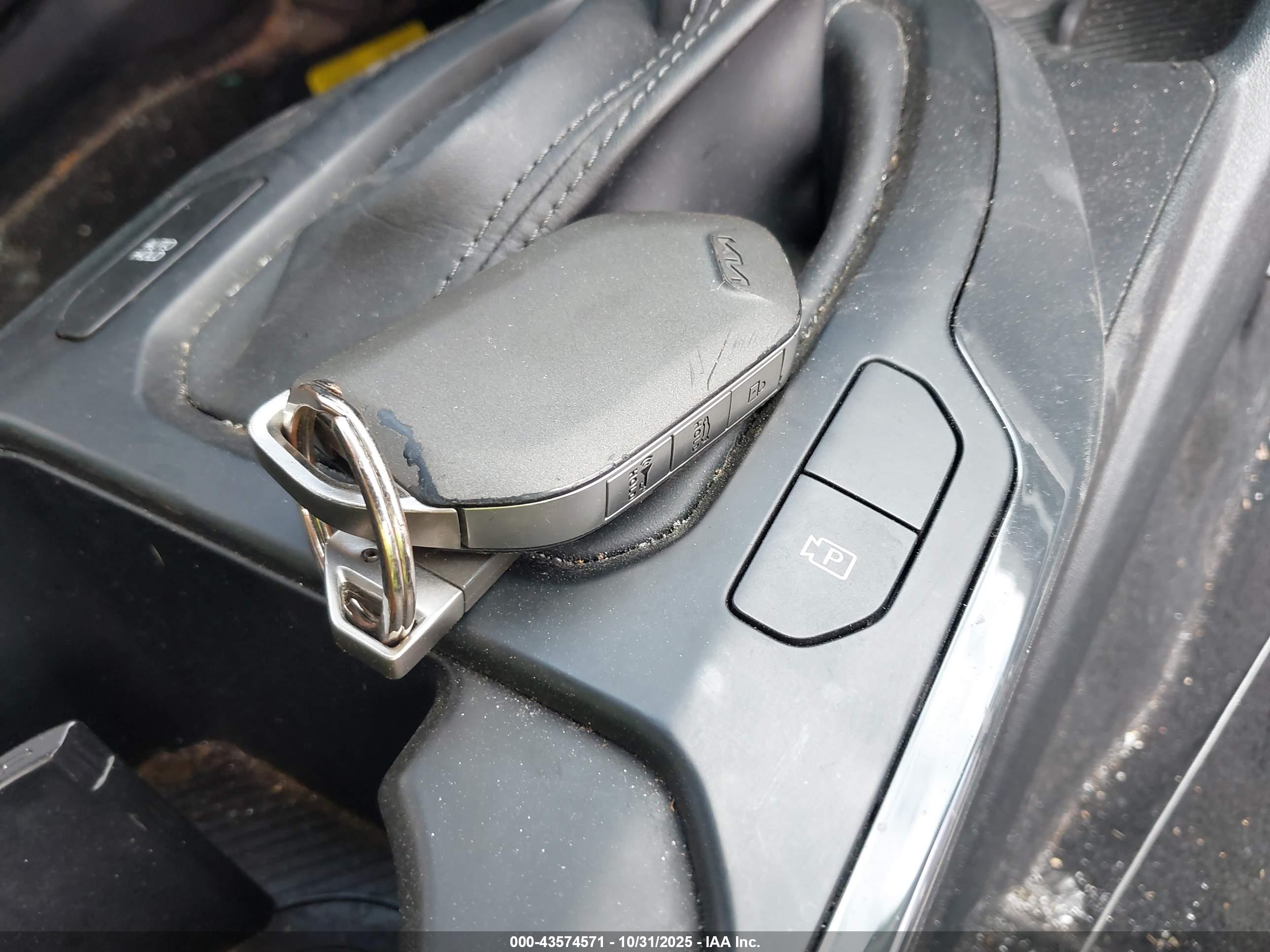 KIA K4 image 11