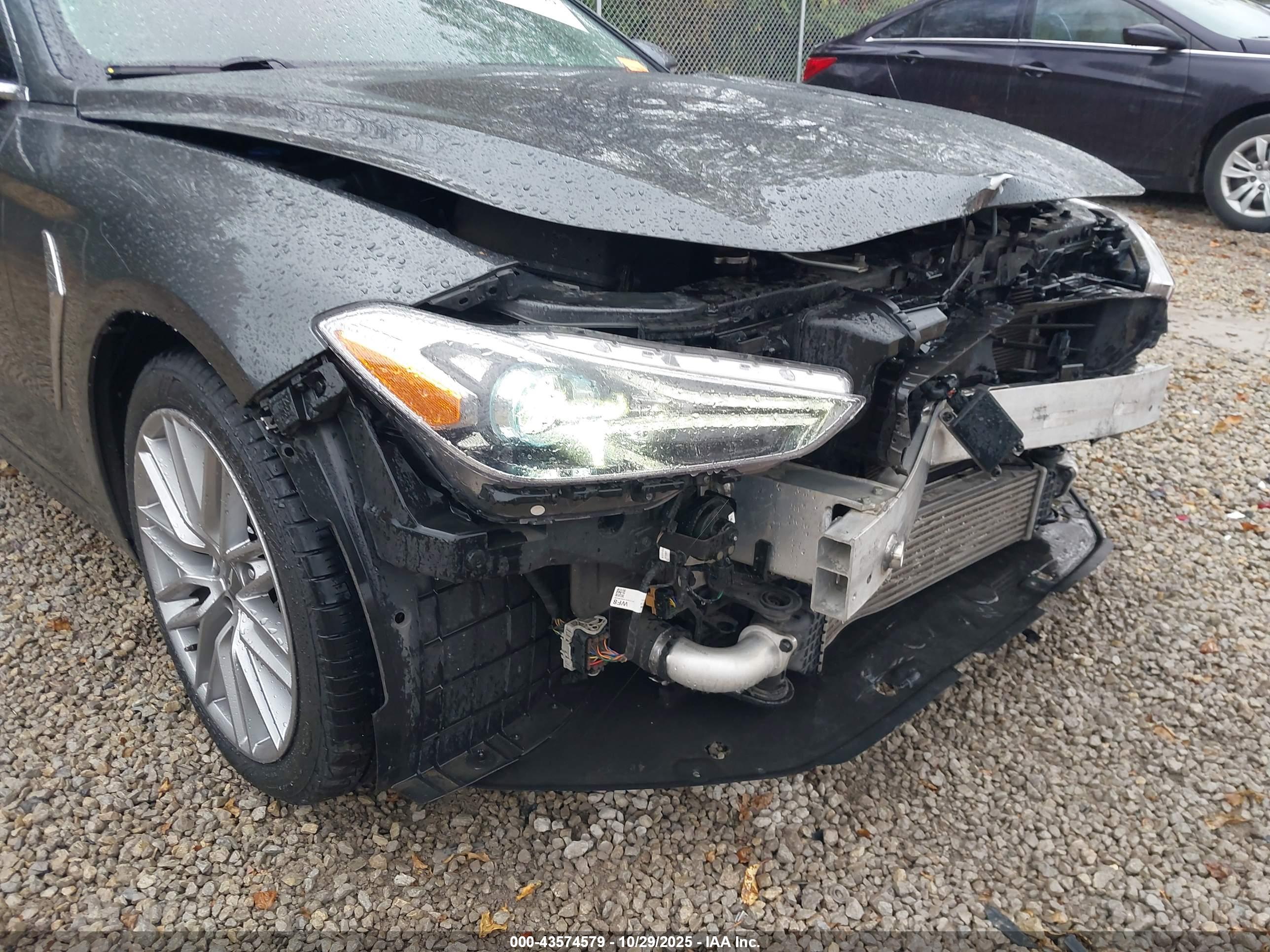 GENESIS G70 image 6