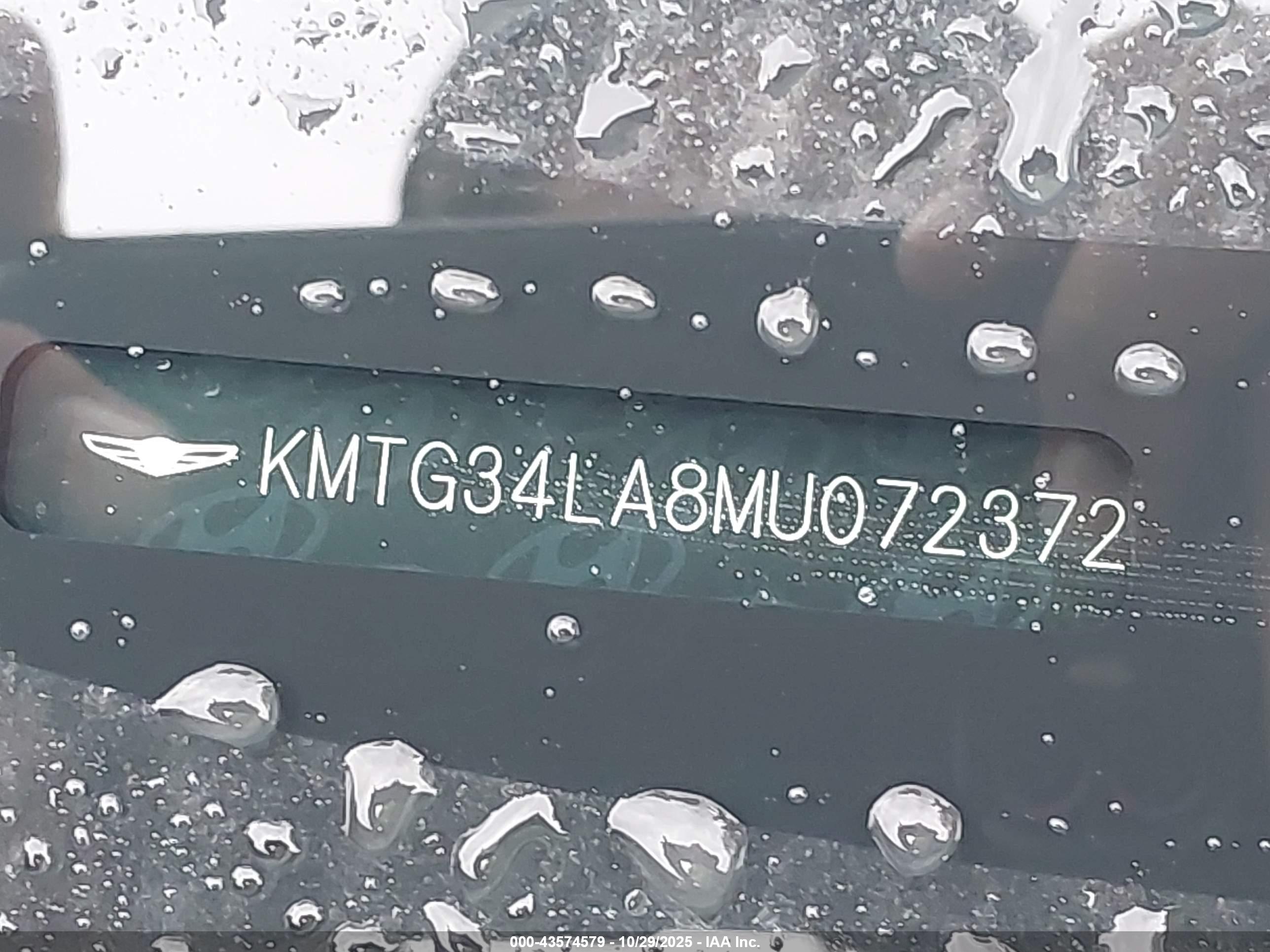 GENESIS G70 image 9