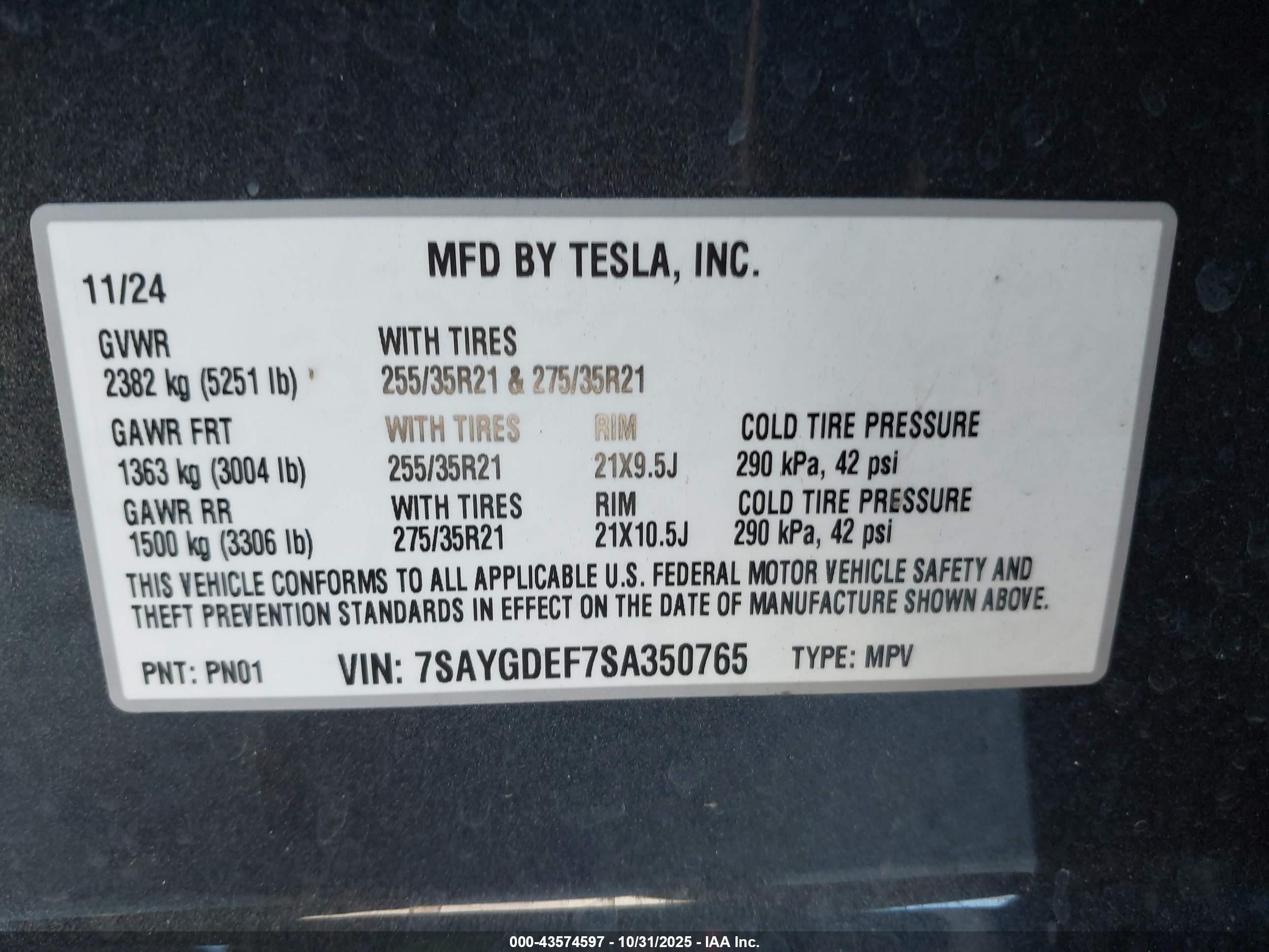 TESLA MODEL image 9