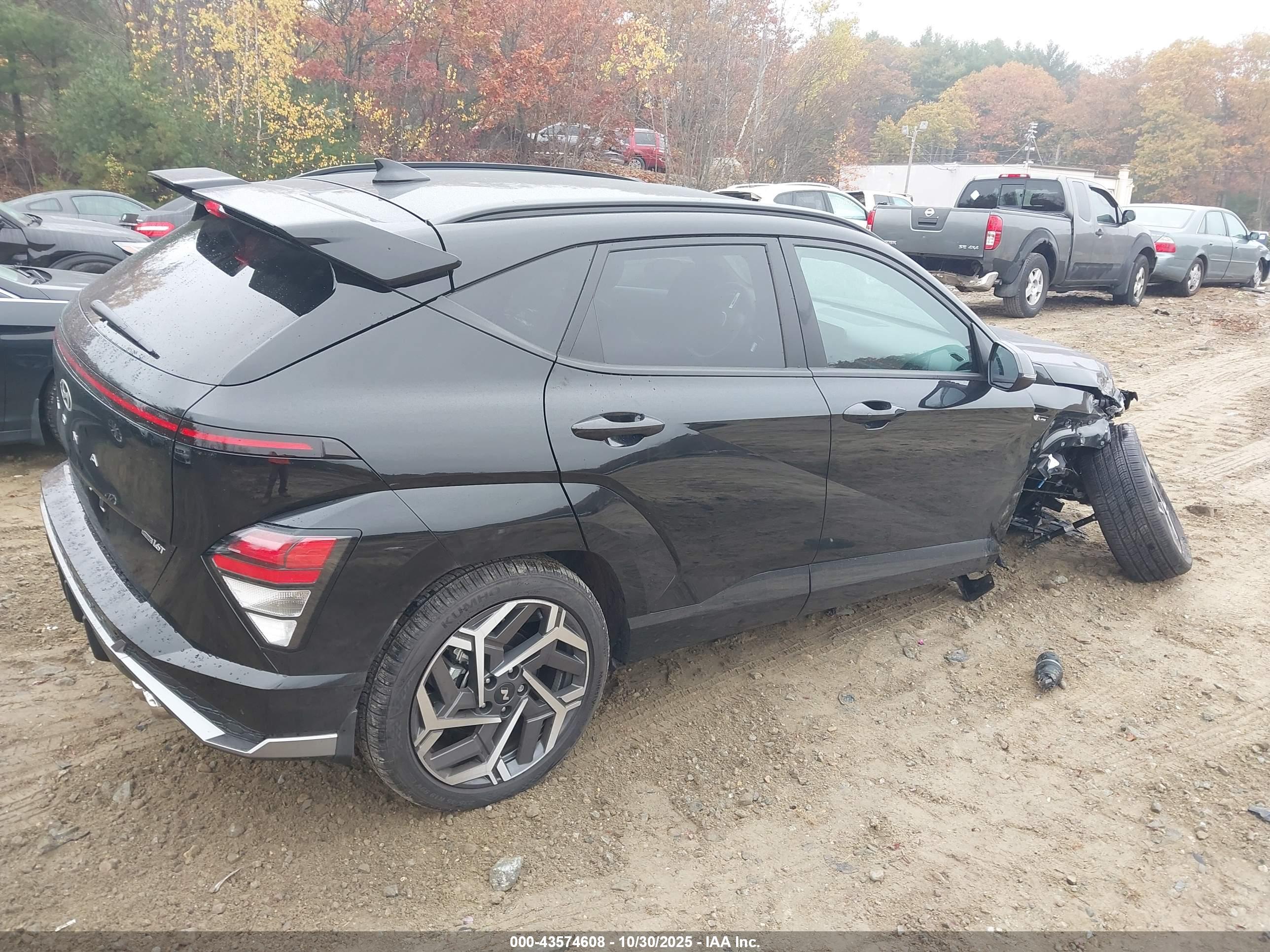 HYUNDAI KONA image 4