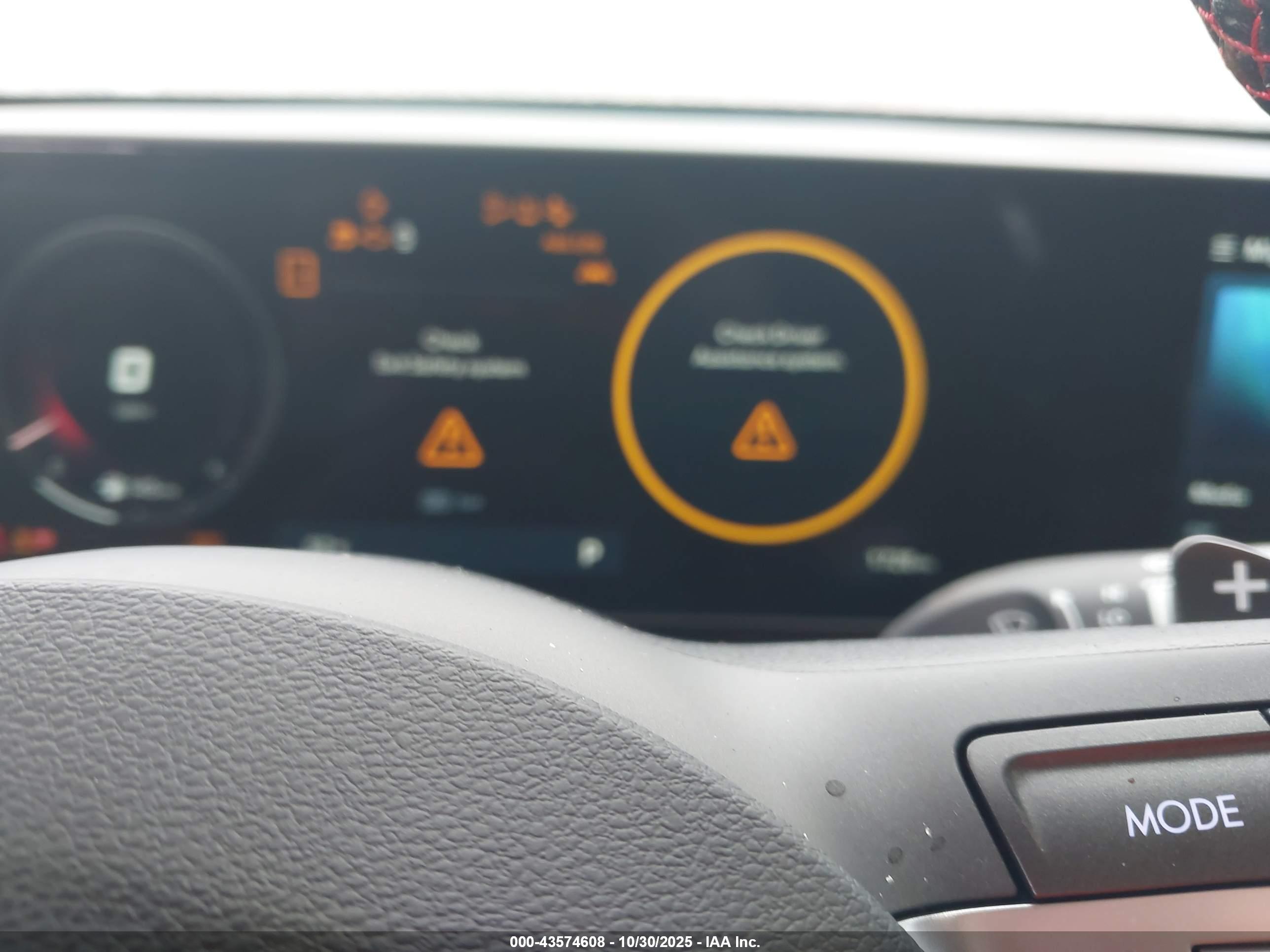 HYUNDAI KONA image 7