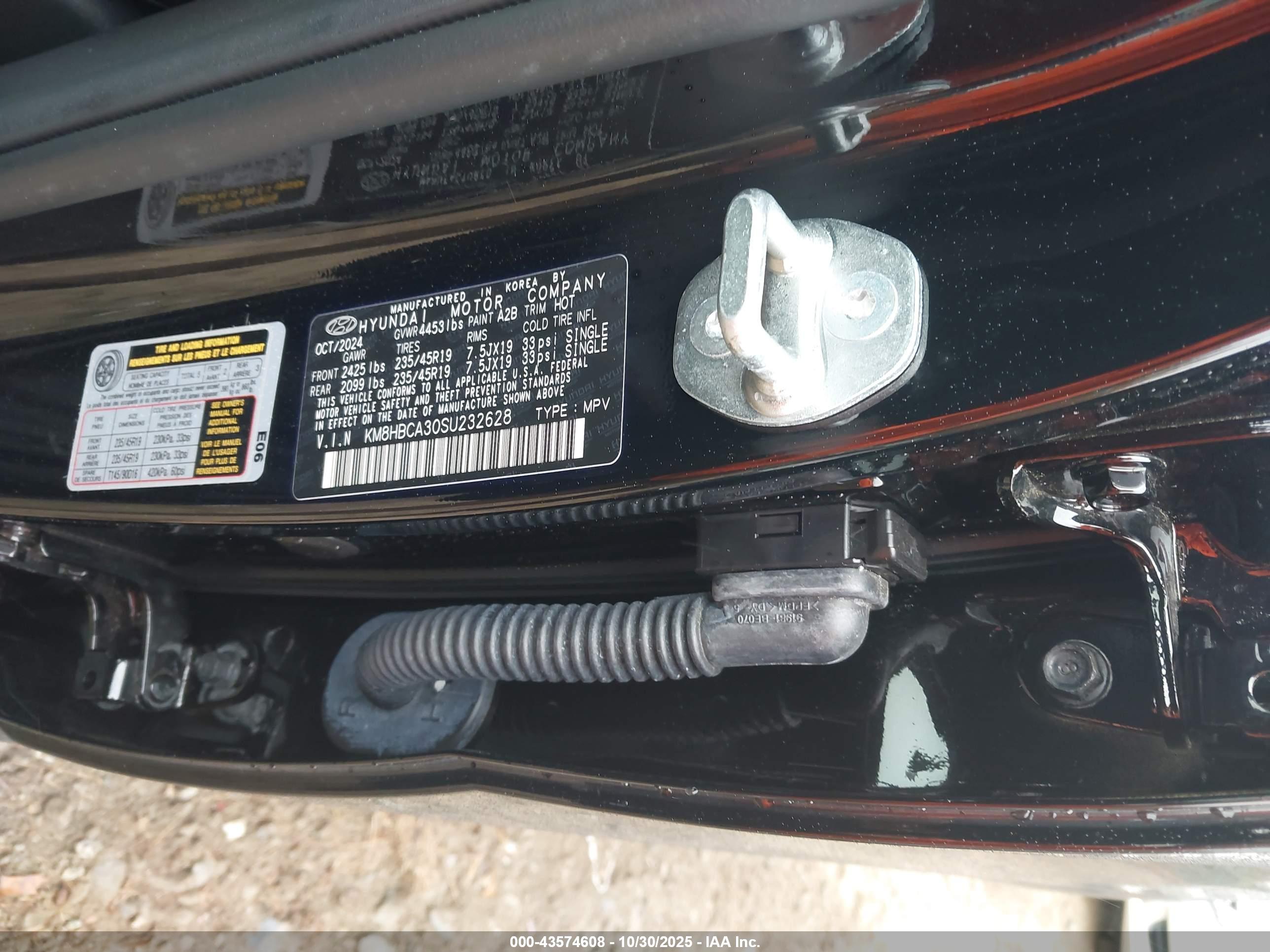 HYUNDAI KONA image 9
