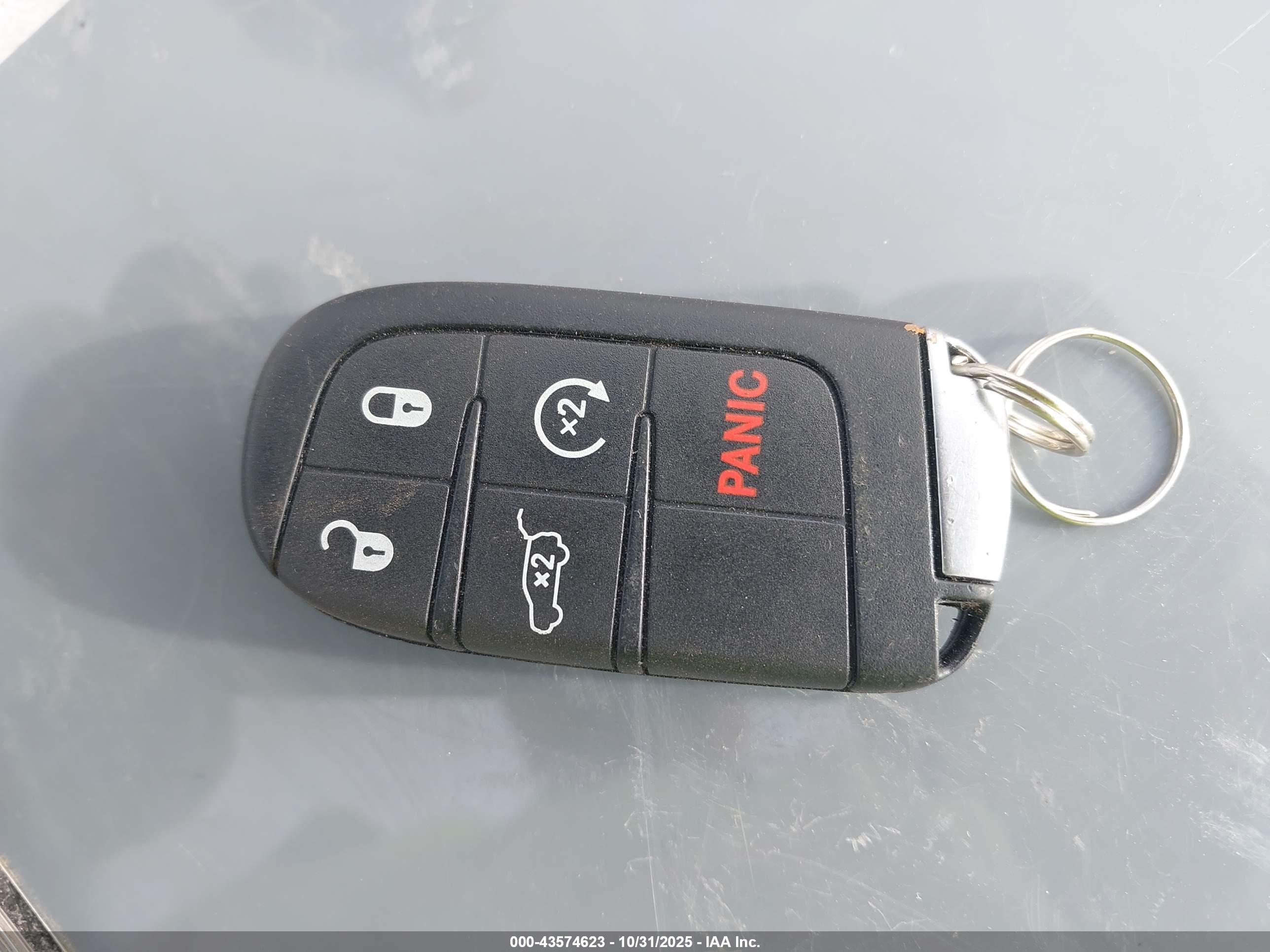JEEP GRAND image 11