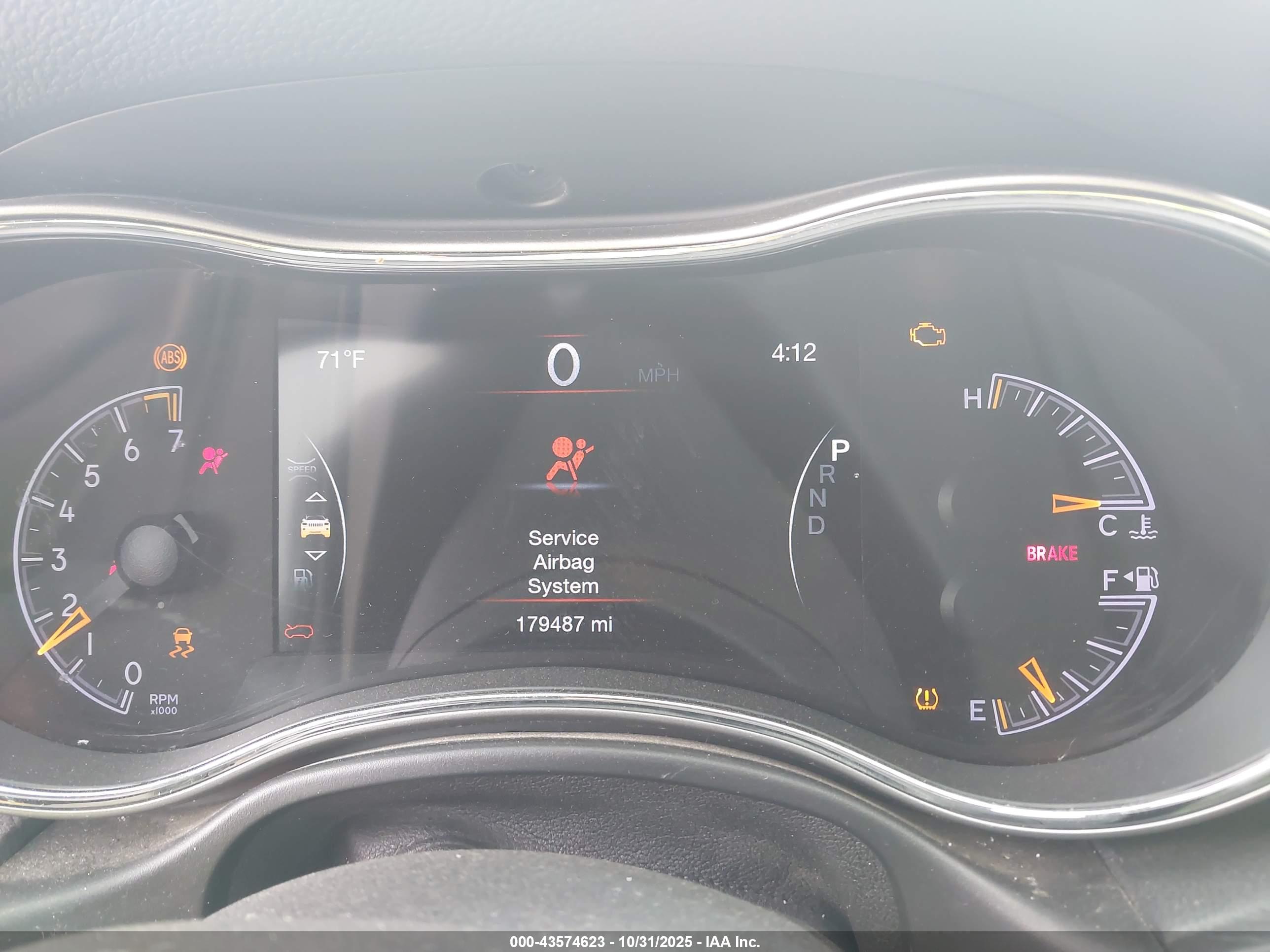 JEEP GRAND image 7