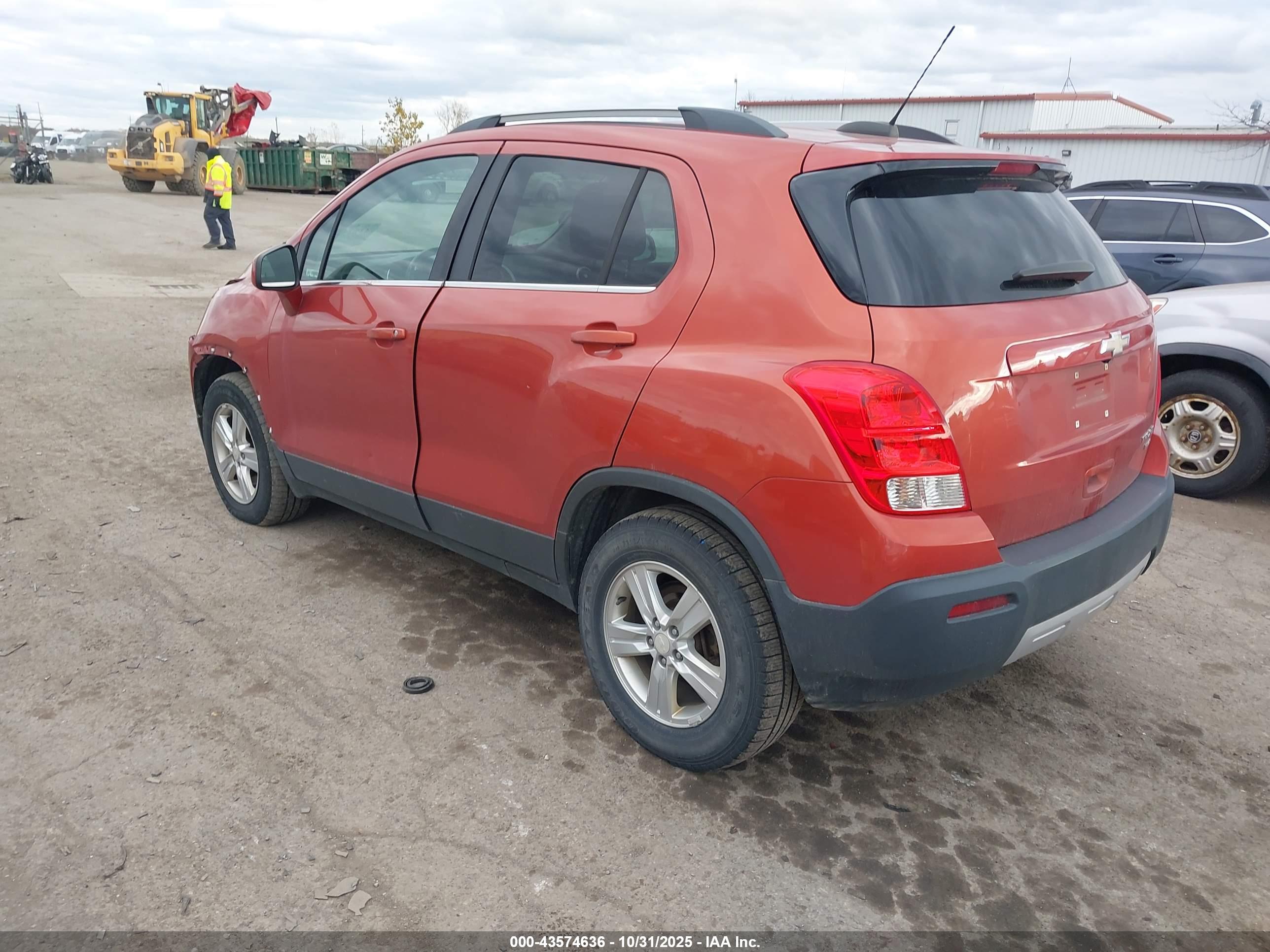CHEVROLET TRAX image 3
