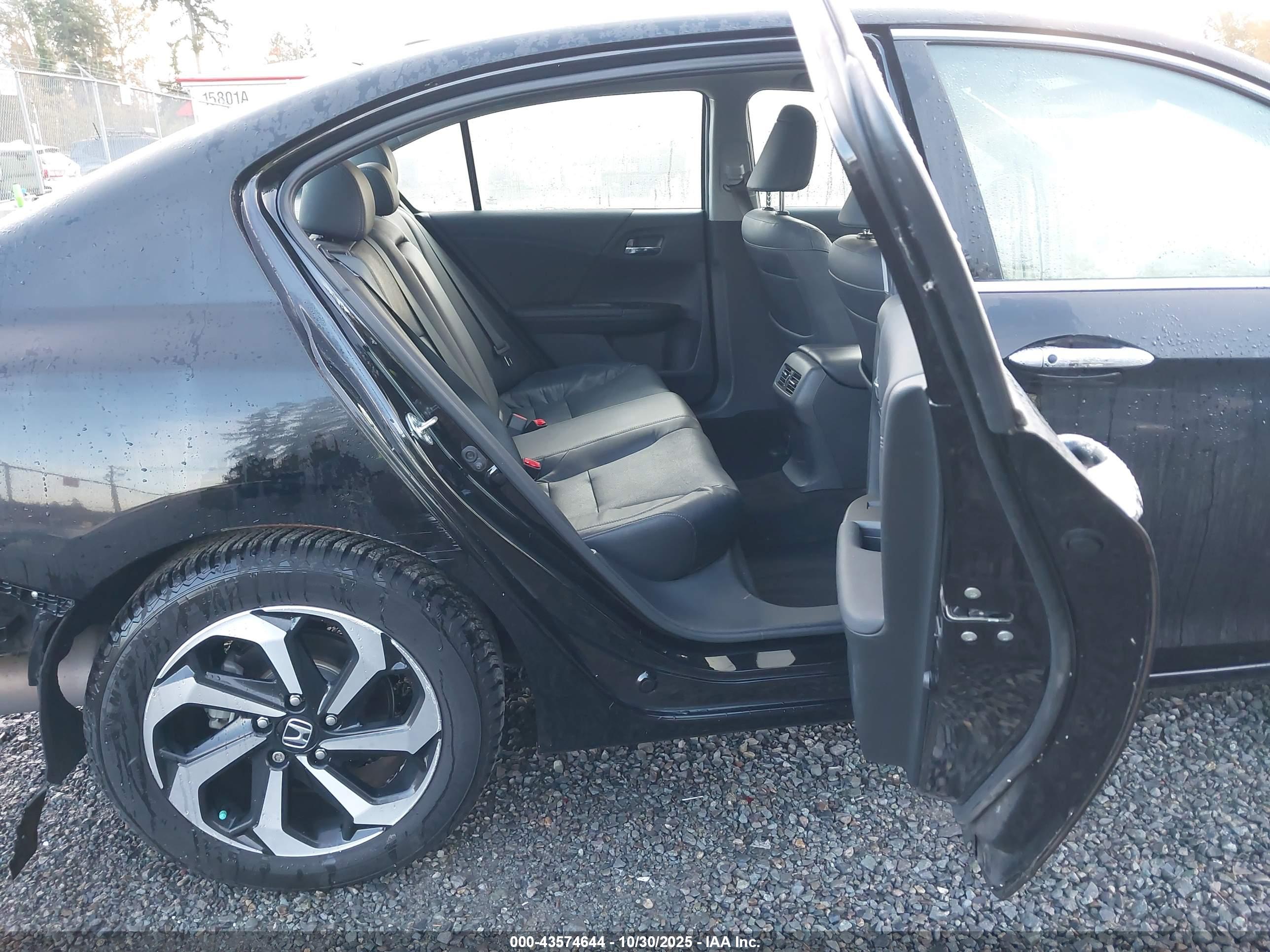 HONDA ACCORD image 8