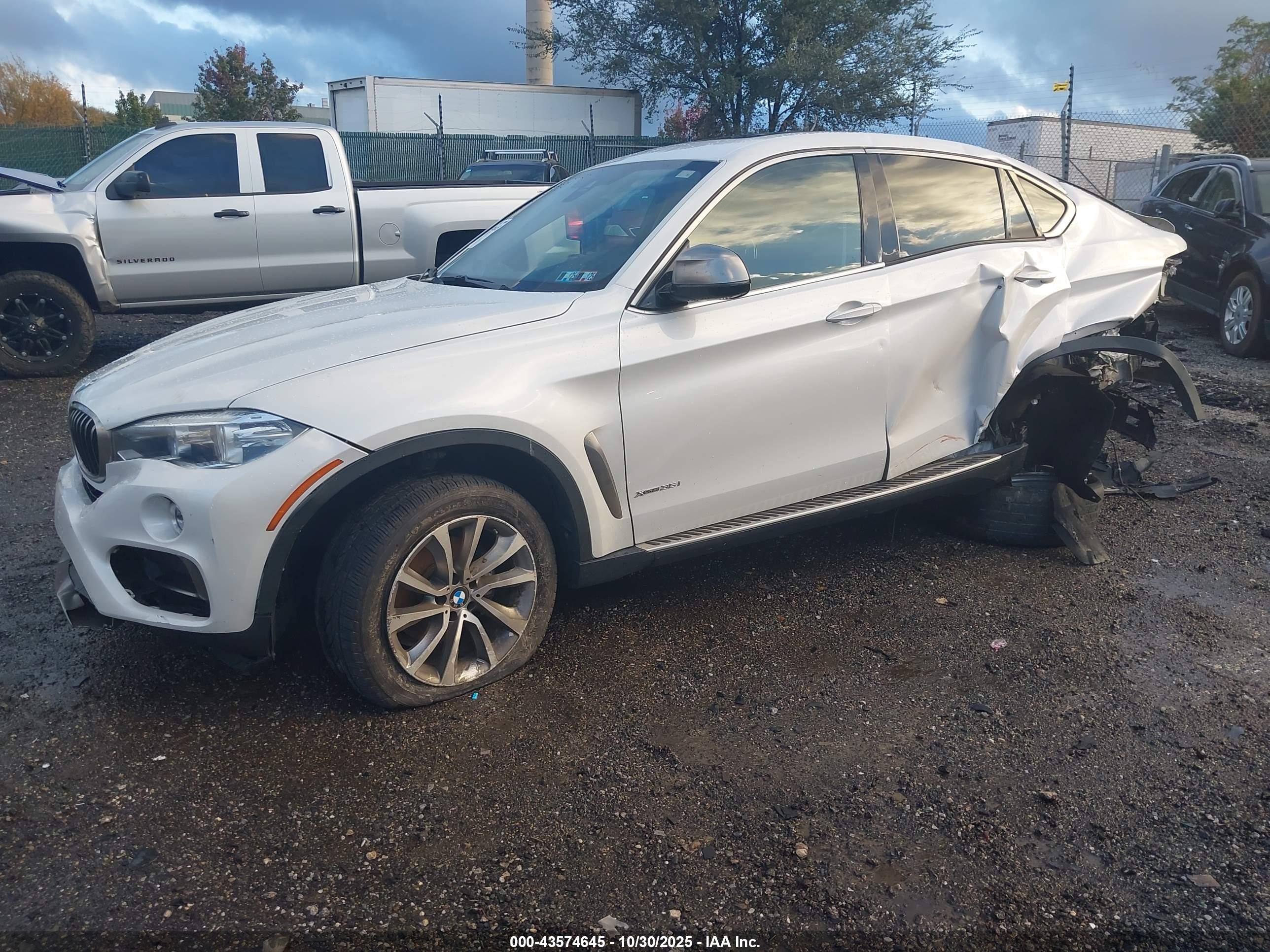 BMW X6 image 2