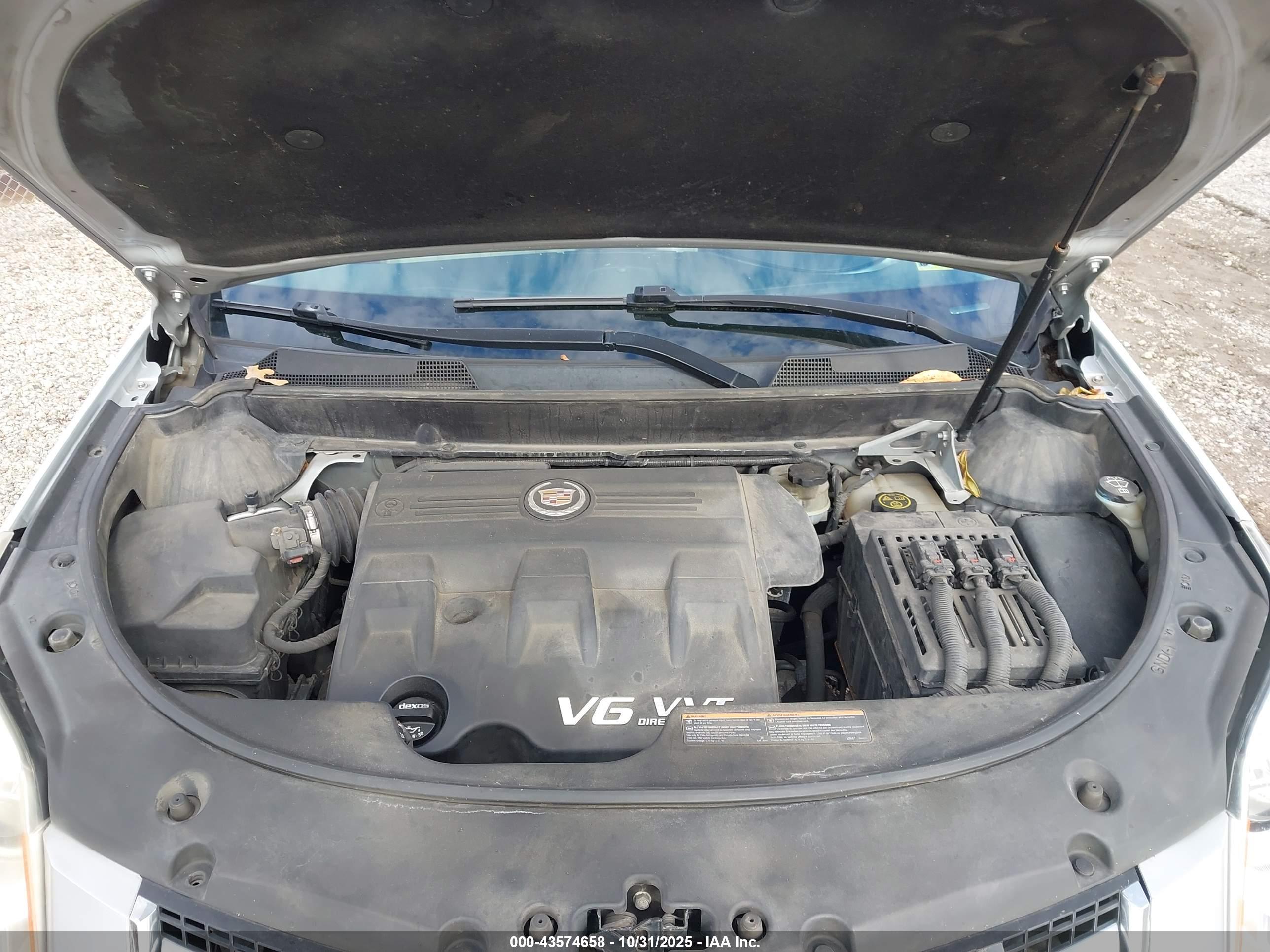 CADILLAC SRX image 10