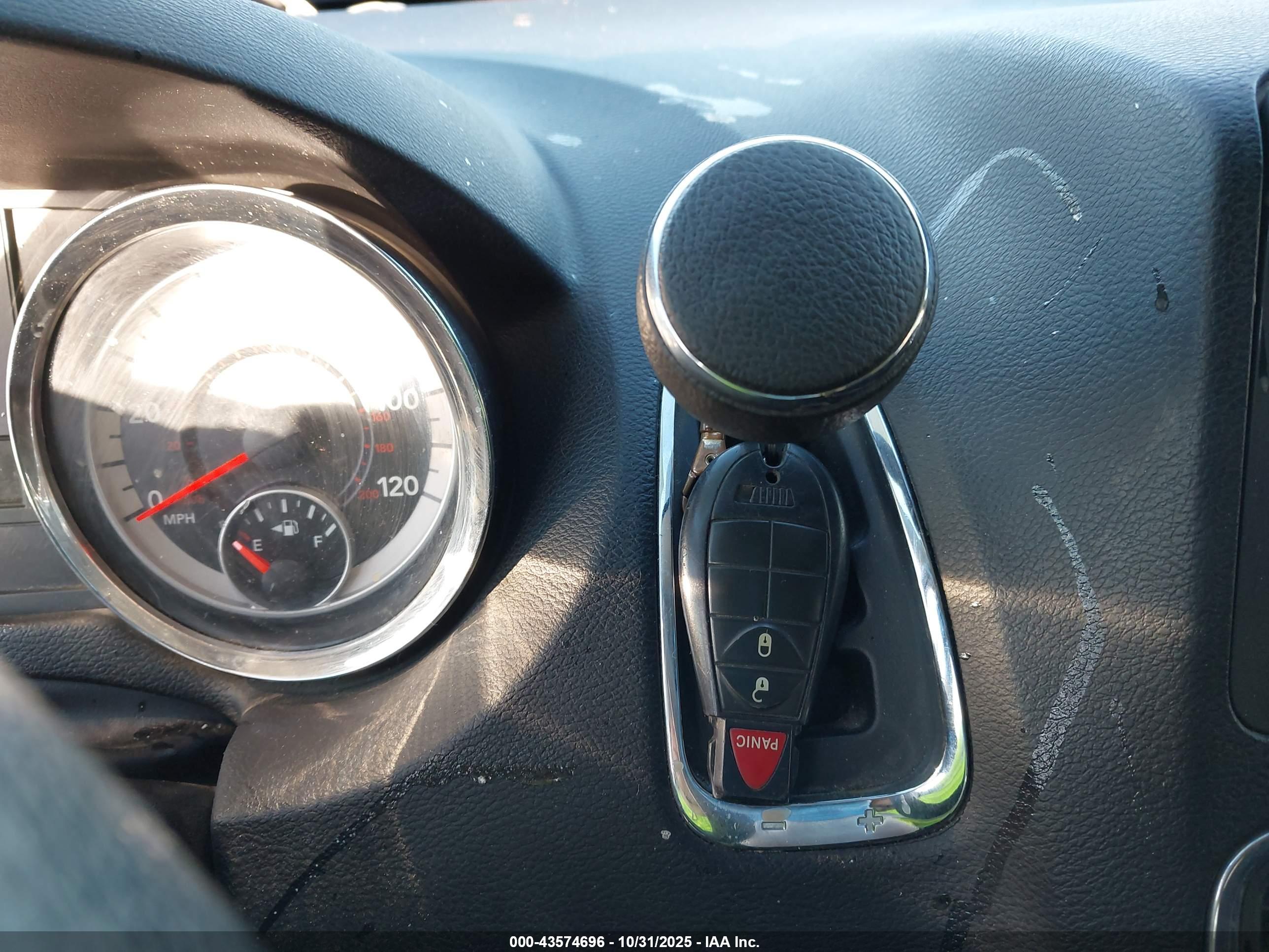 DODGE GRAND image 11