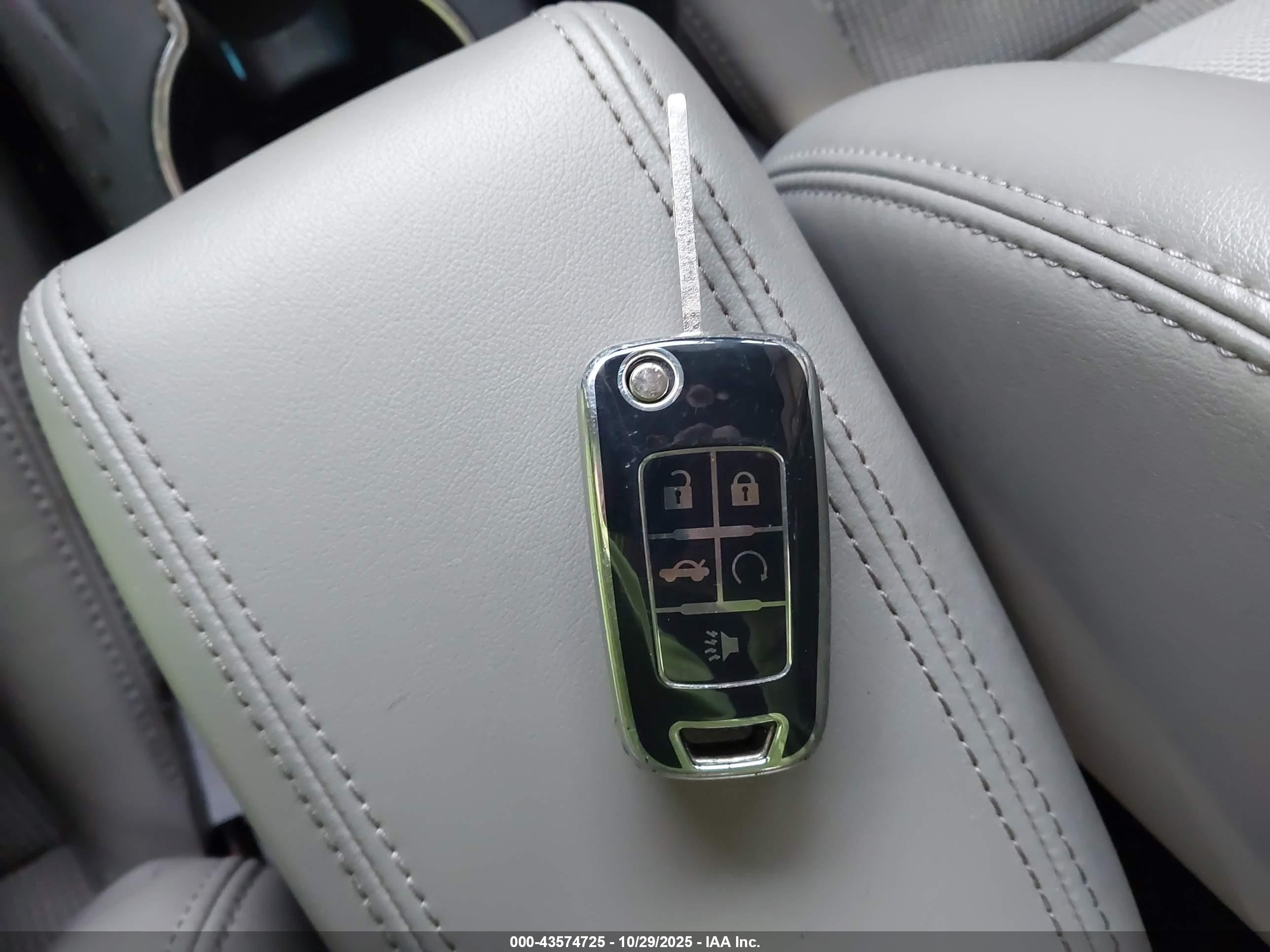 BUICK VERANO image 11