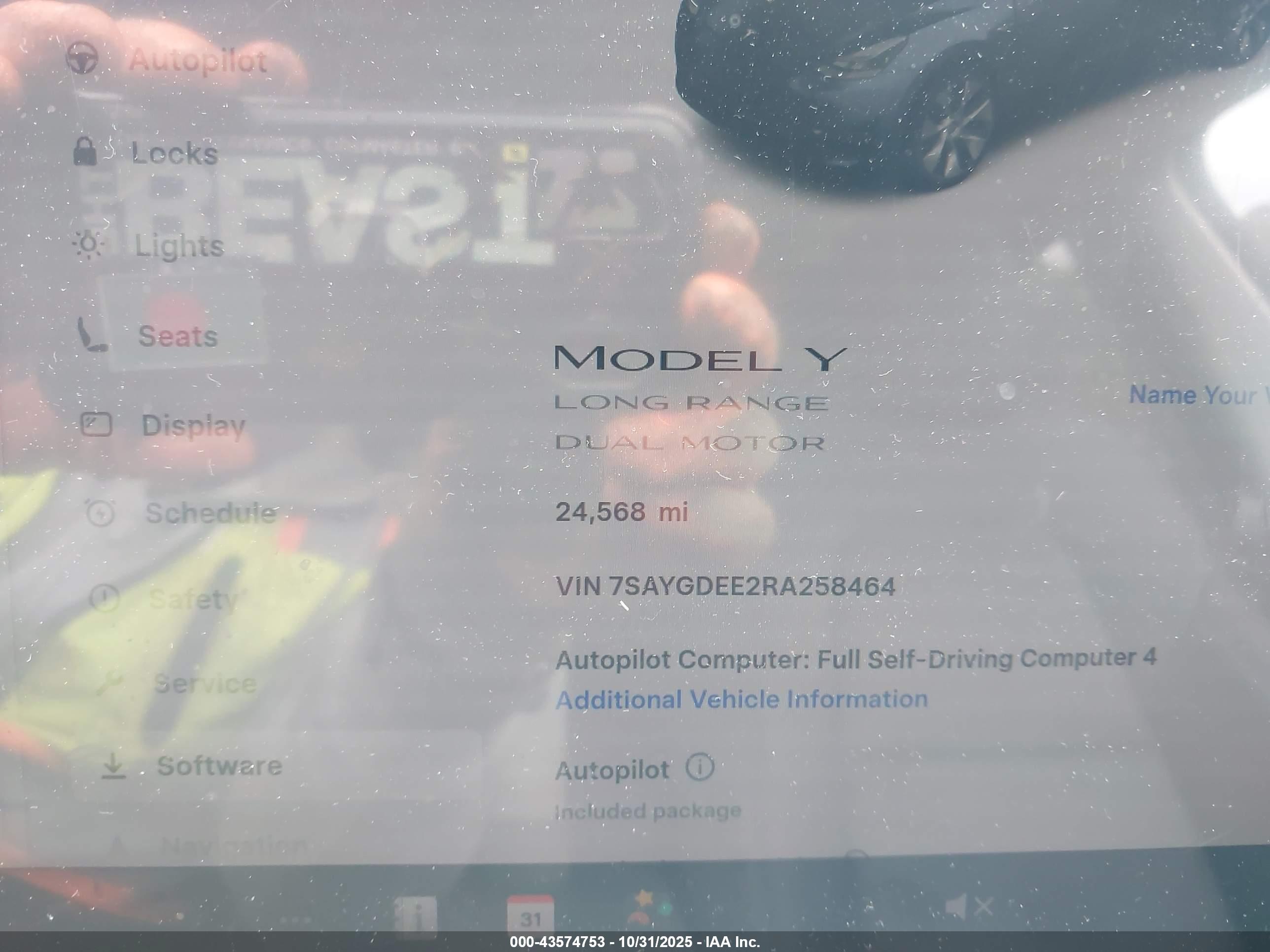 TESLA MODEL image 7