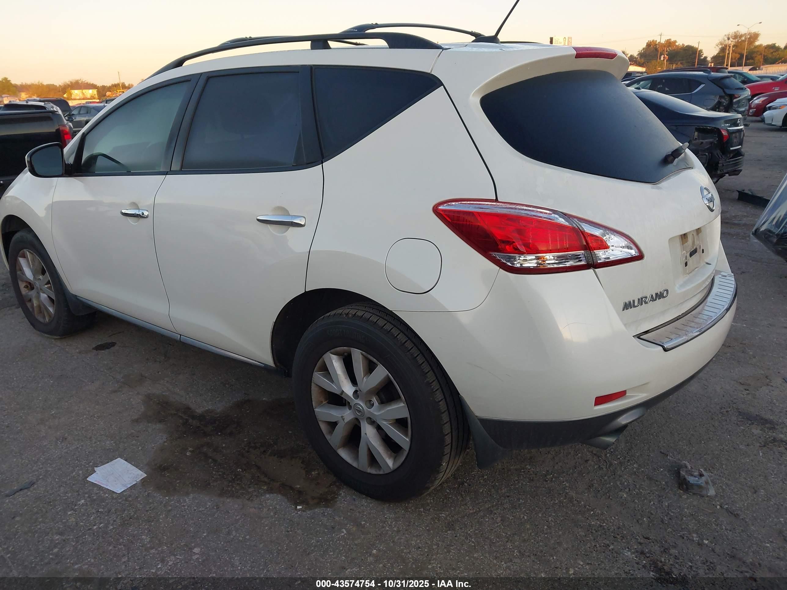 NISSAN MURANO image 3