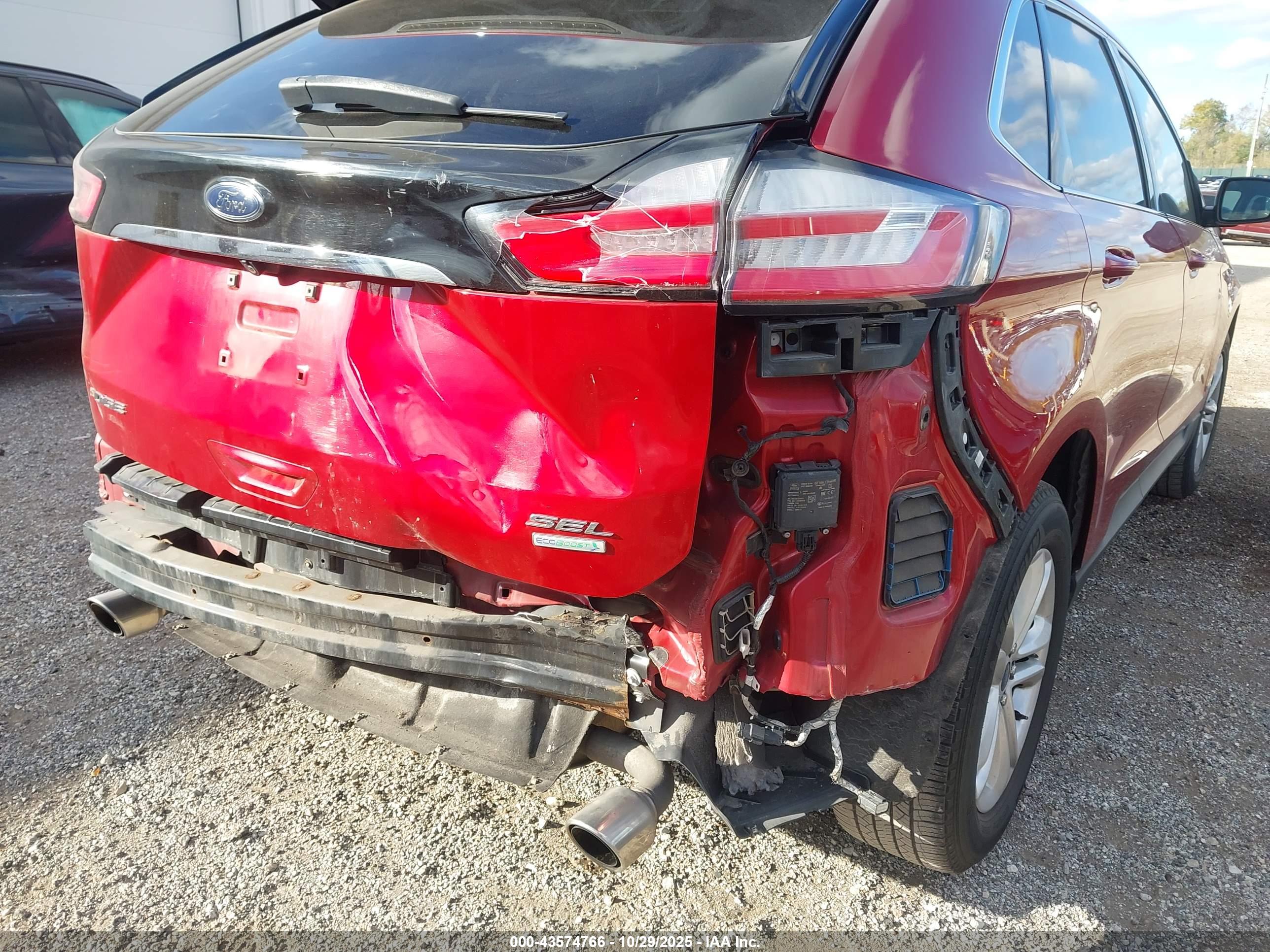 FORD EDGE image 6