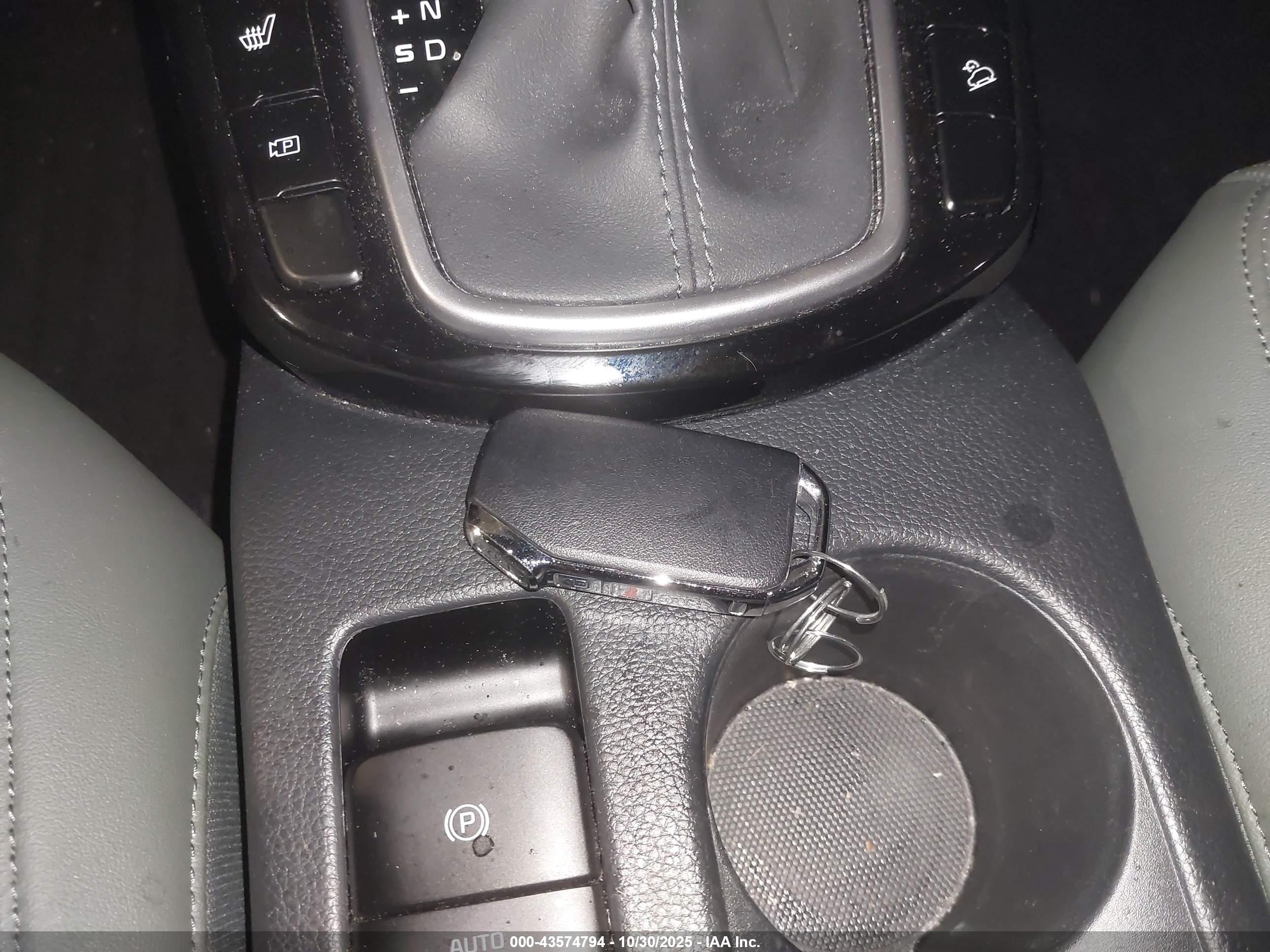 KIA SELTOS image 11