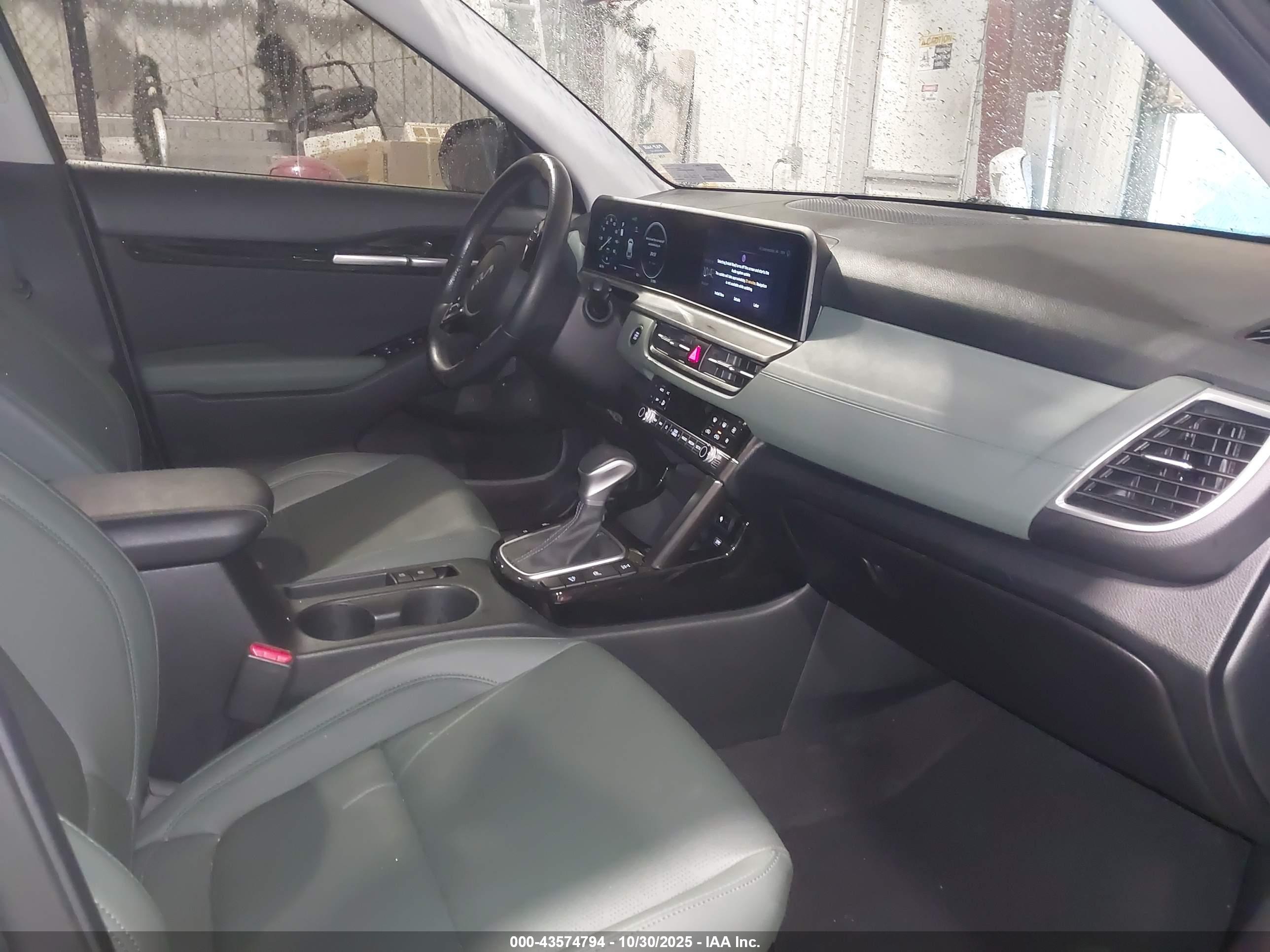 KIA SELTOS image 5