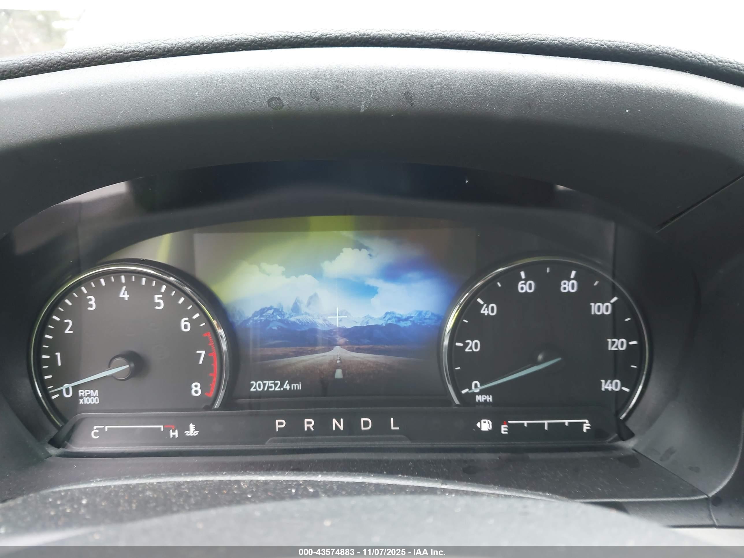 FORD EXPLORER image 7