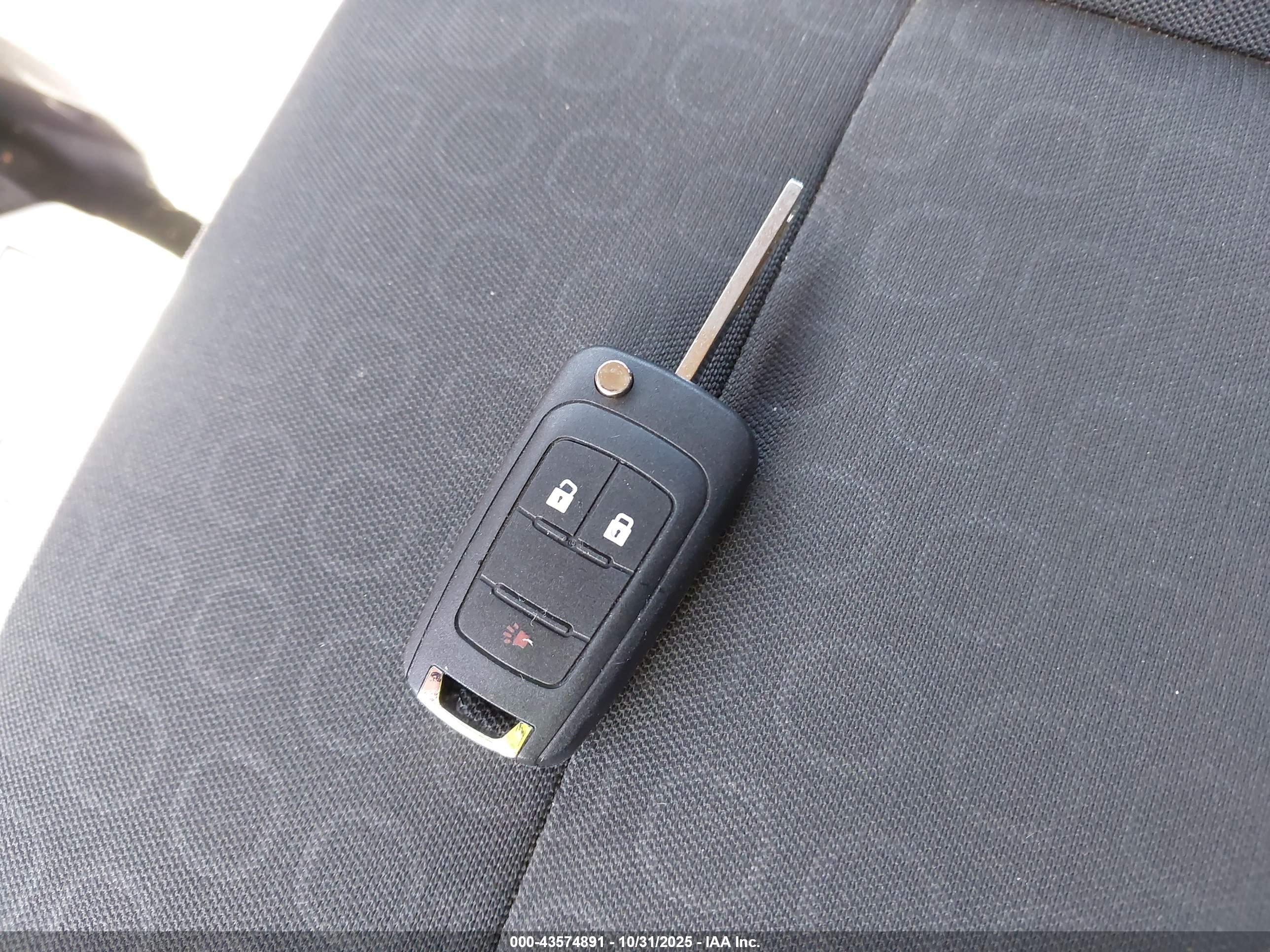 CHEVROLET TRAX image 11