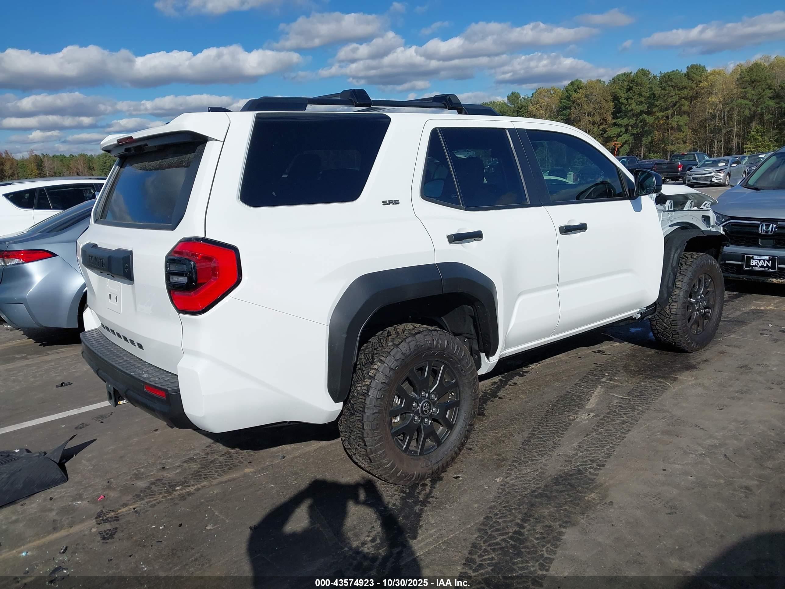 TOYOTA 4RUNNER image 4