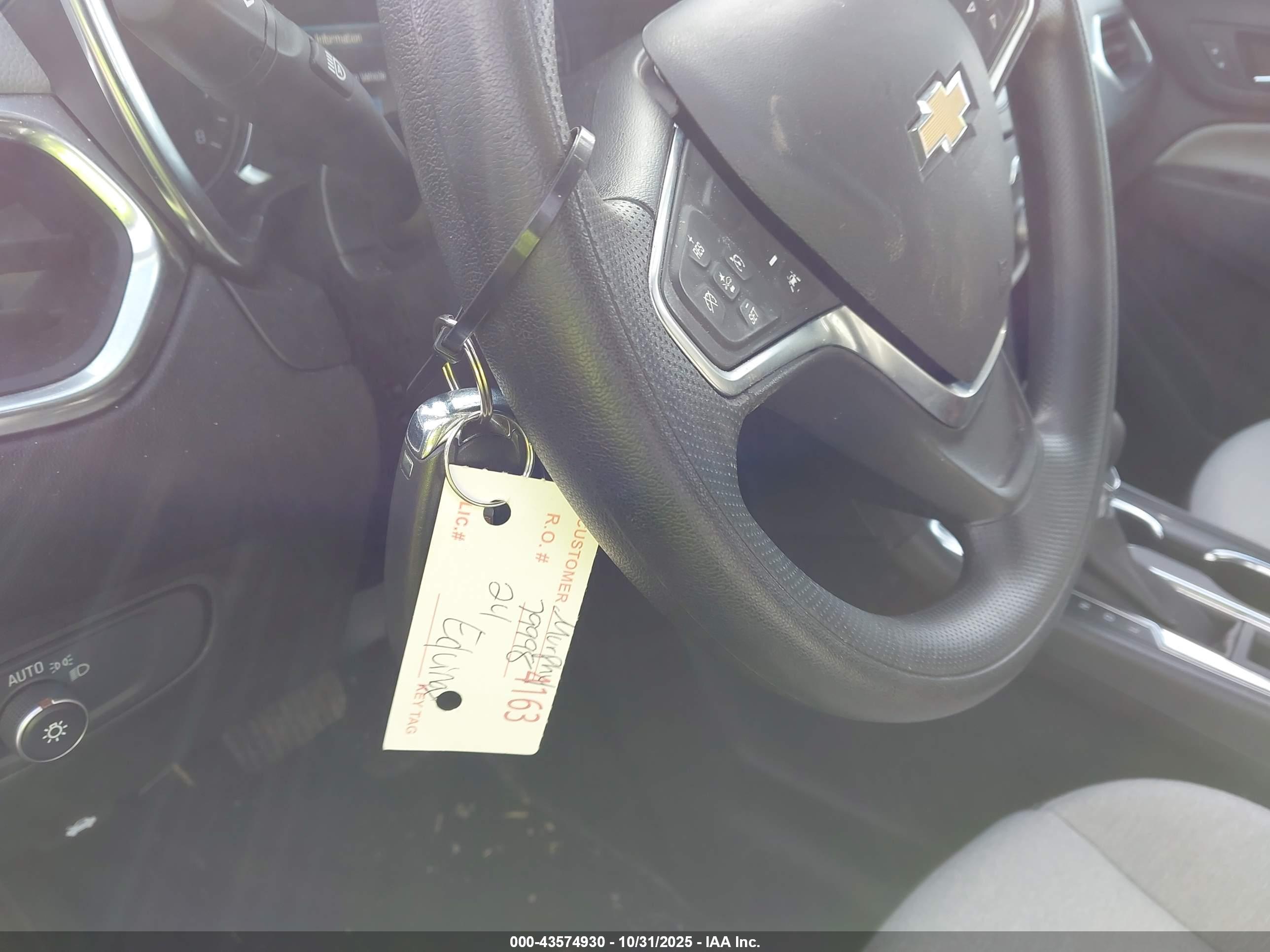 CHEVROLET EQUINOX image 11