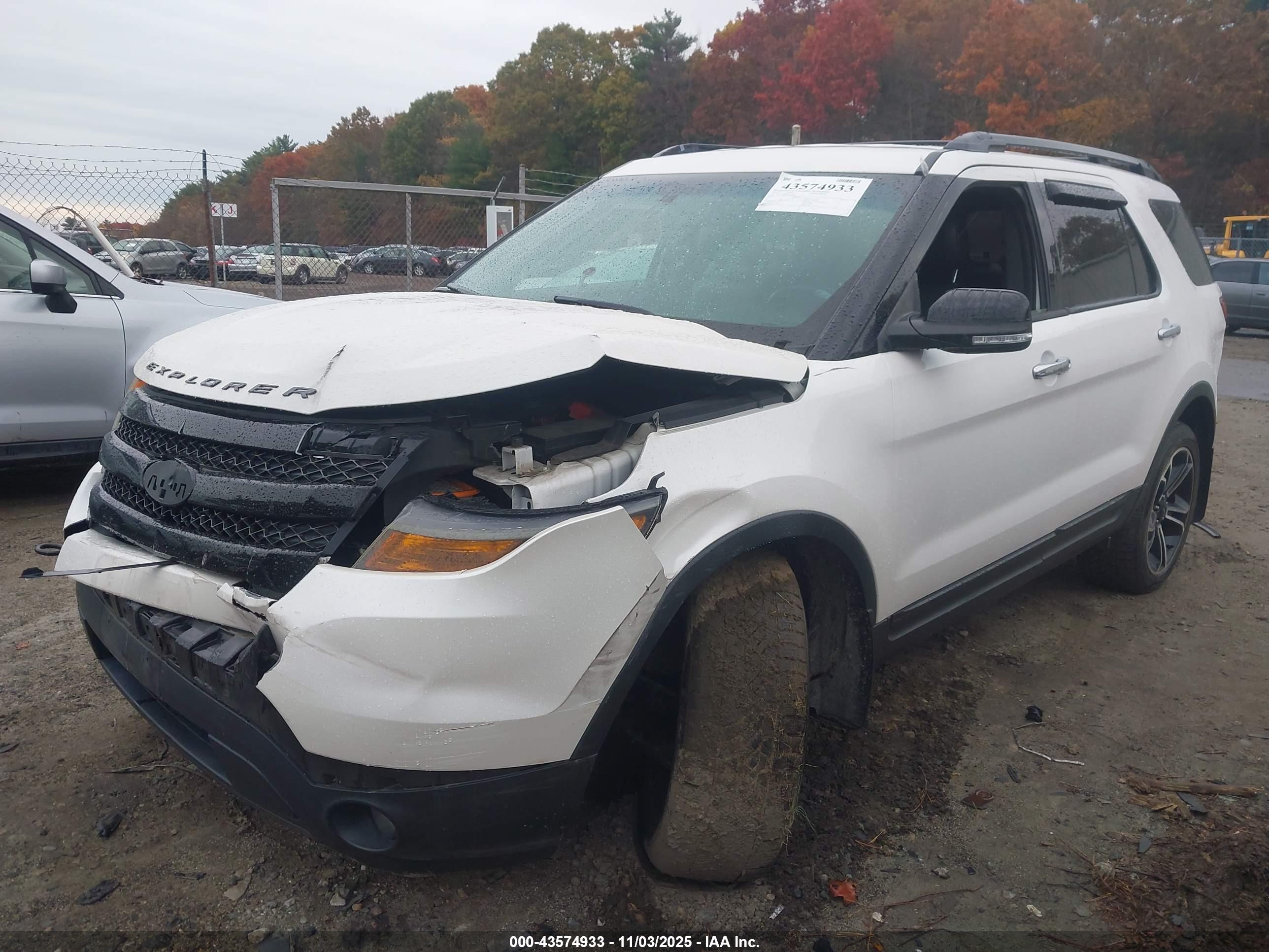 FORD EXPLORER image 2