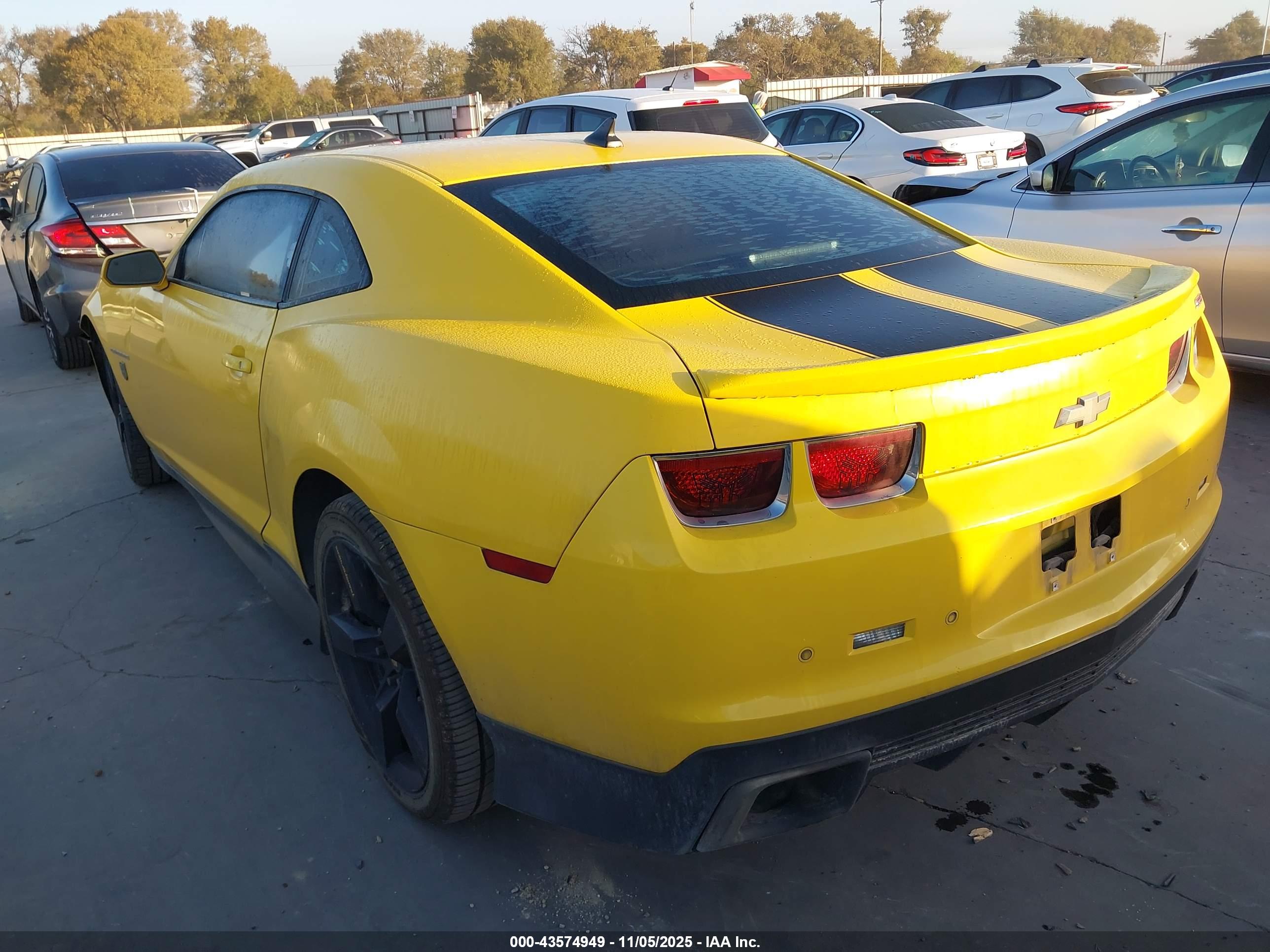 CHEVROLET CAMARO image 3