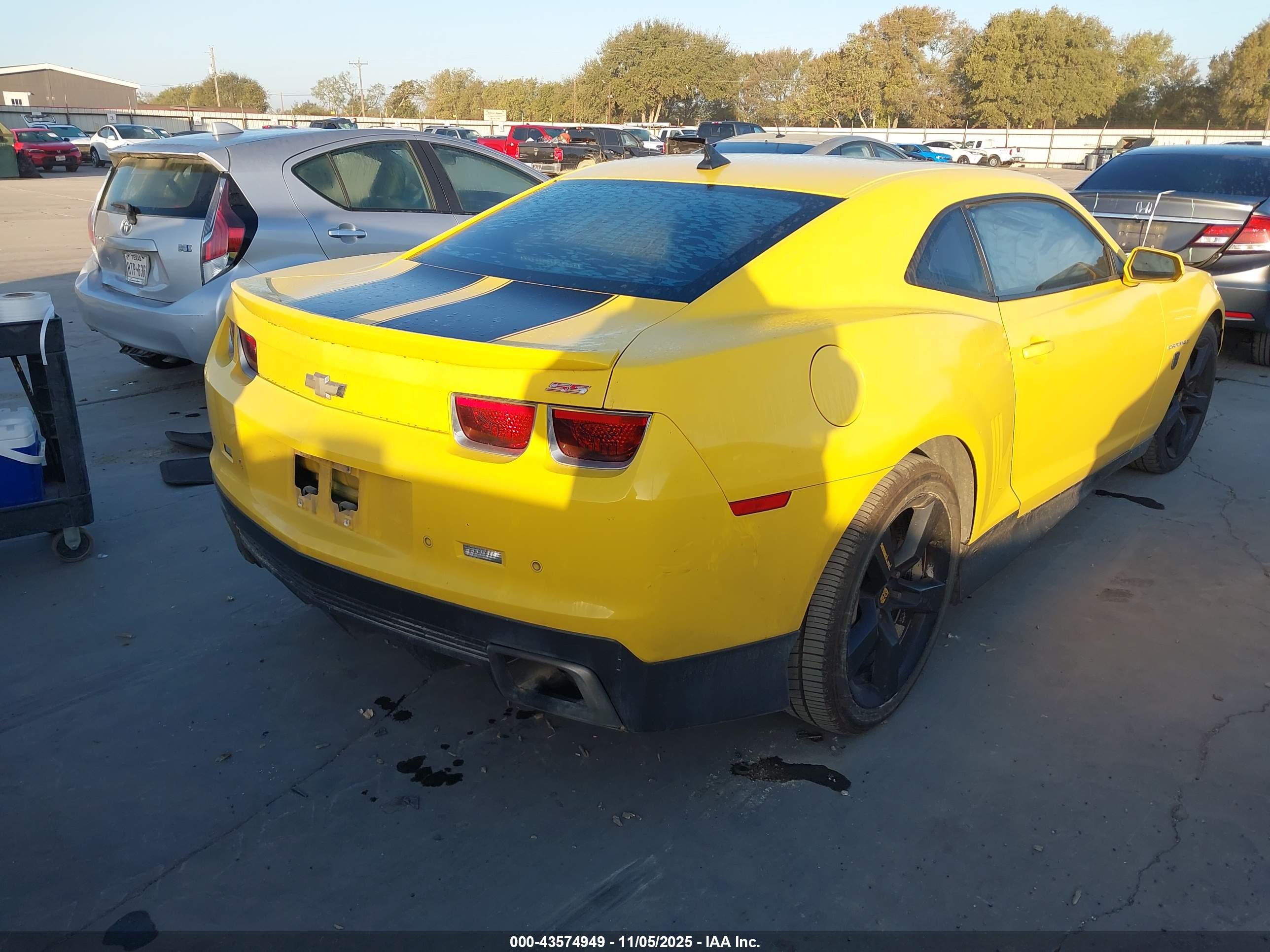 CHEVROLET CAMARO image 4