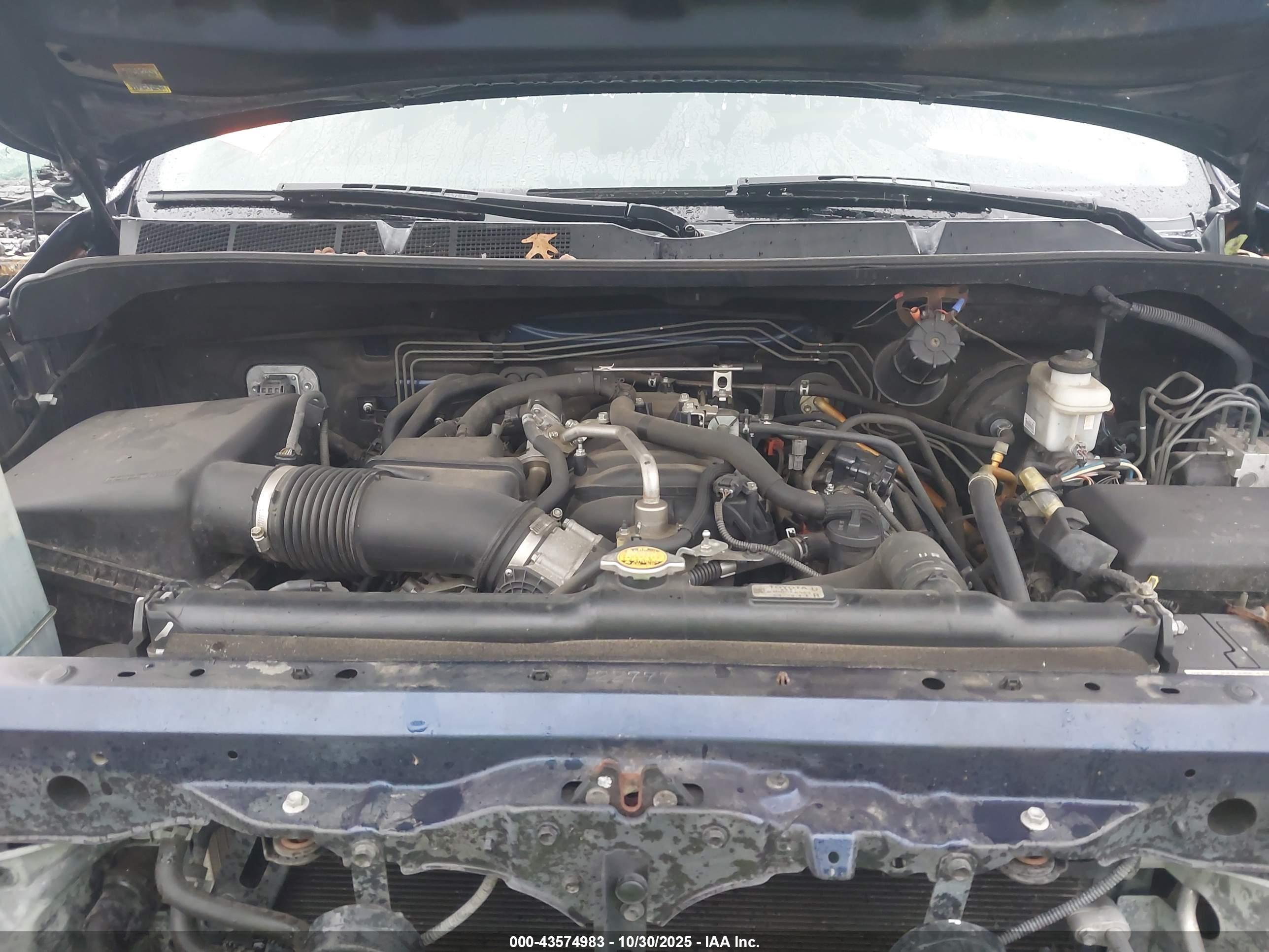 TOYOTA TUNDRA image 10