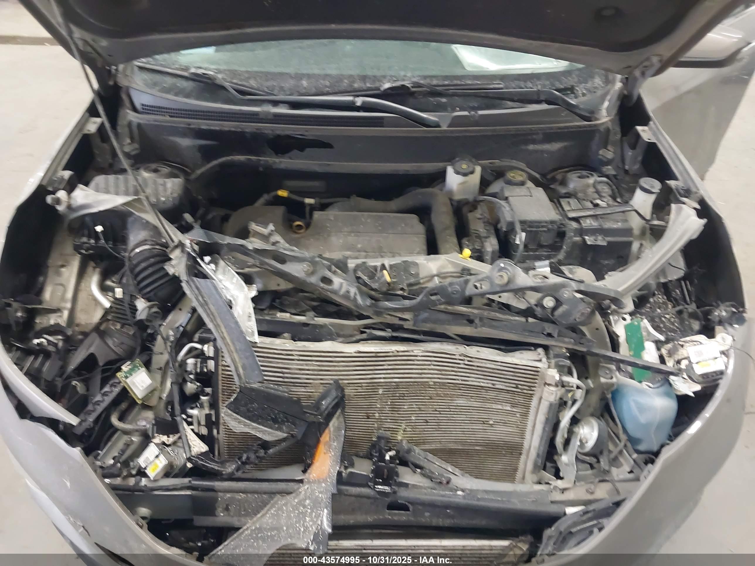 CHEVROLET EQUINOX image 10