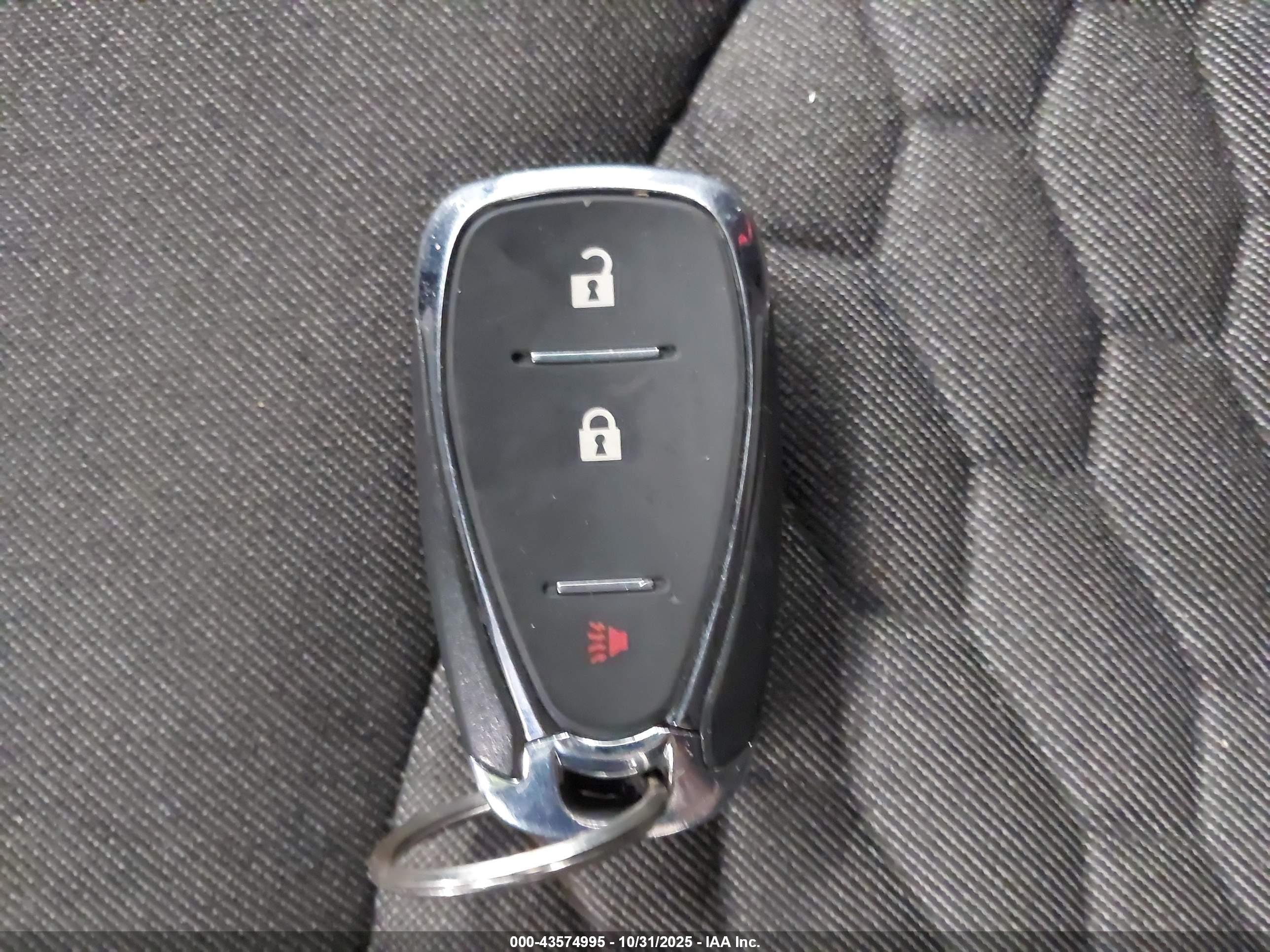 CHEVROLET EQUINOX image 11