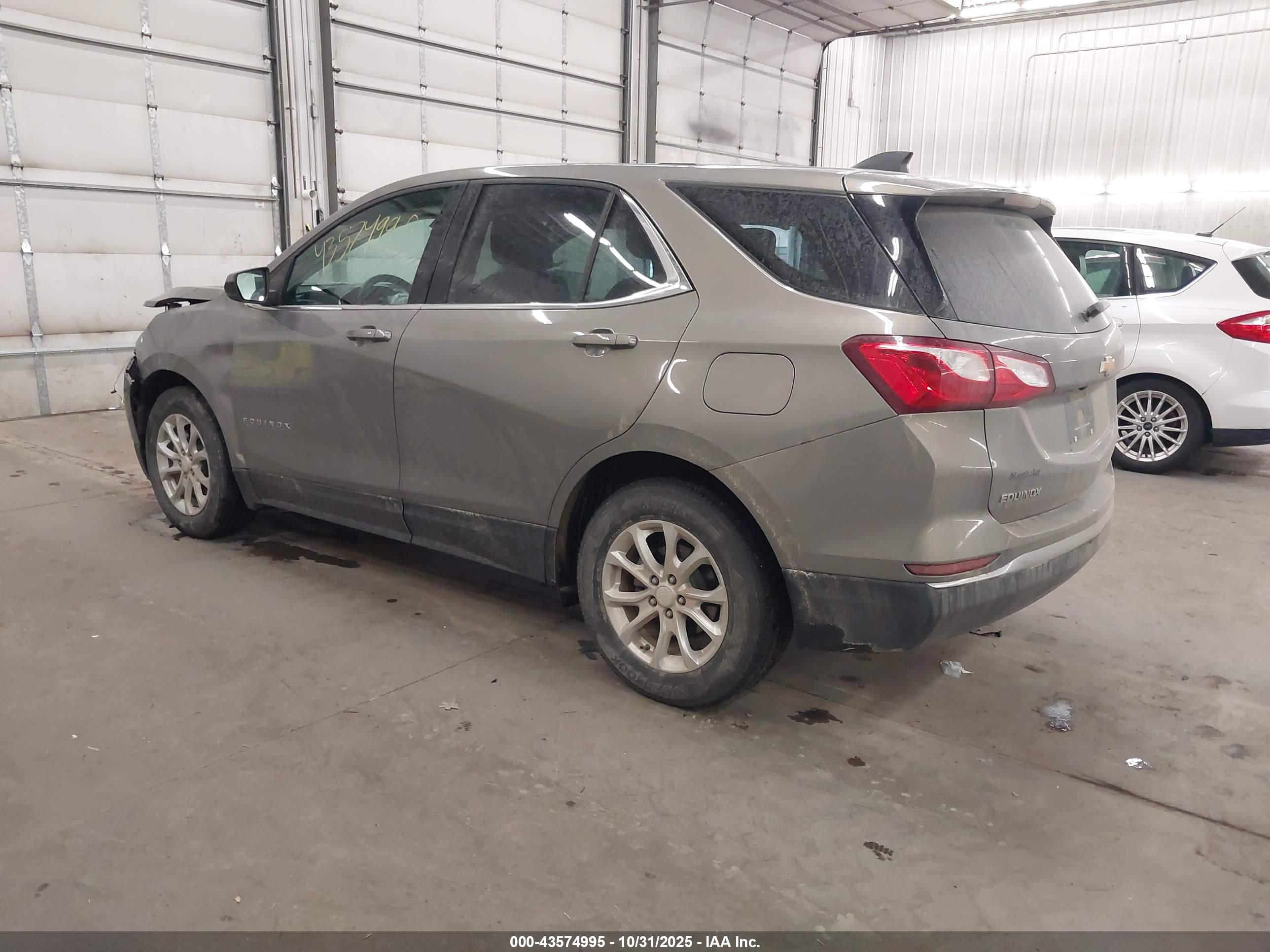 CHEVROLET EQUINOX image 3
