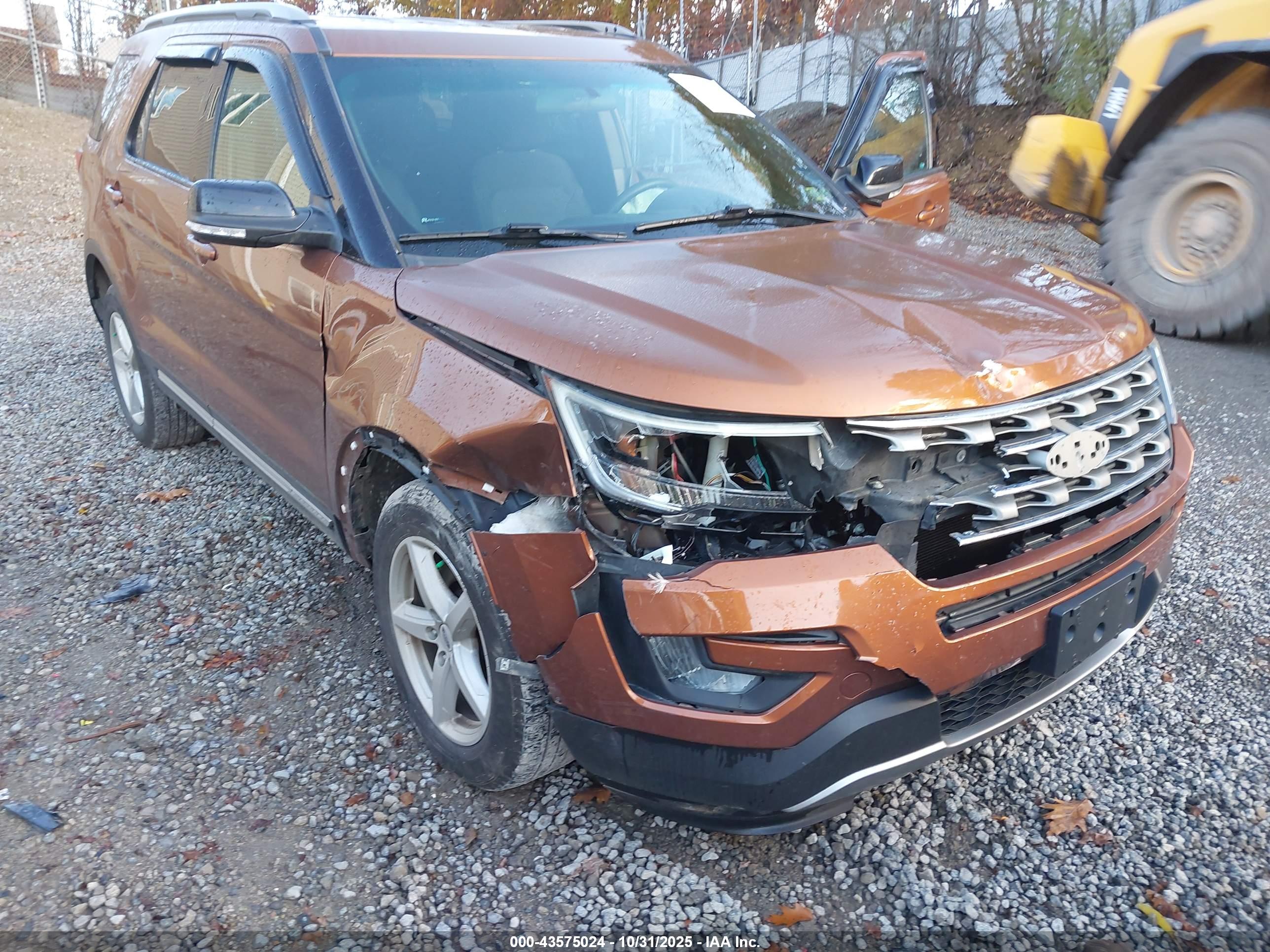 FORD EXPLORER image 6