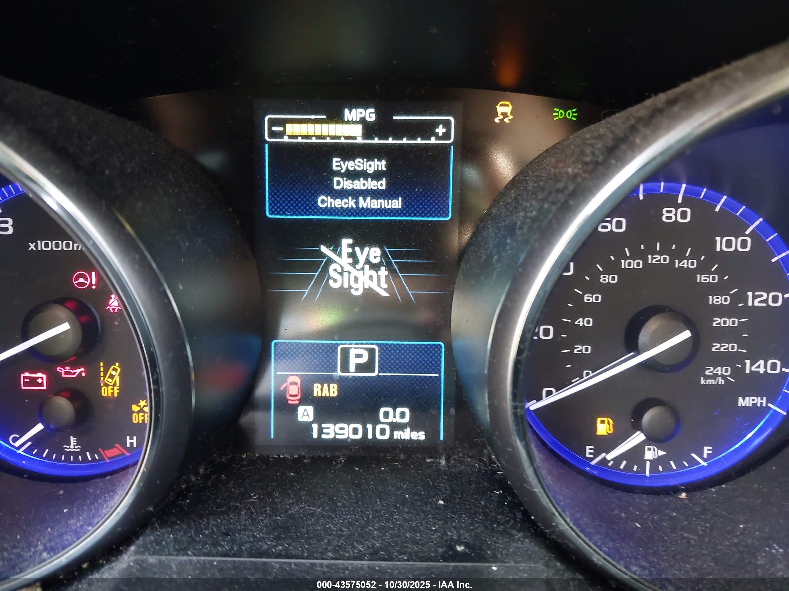 SUBARU OUTBACK image 7