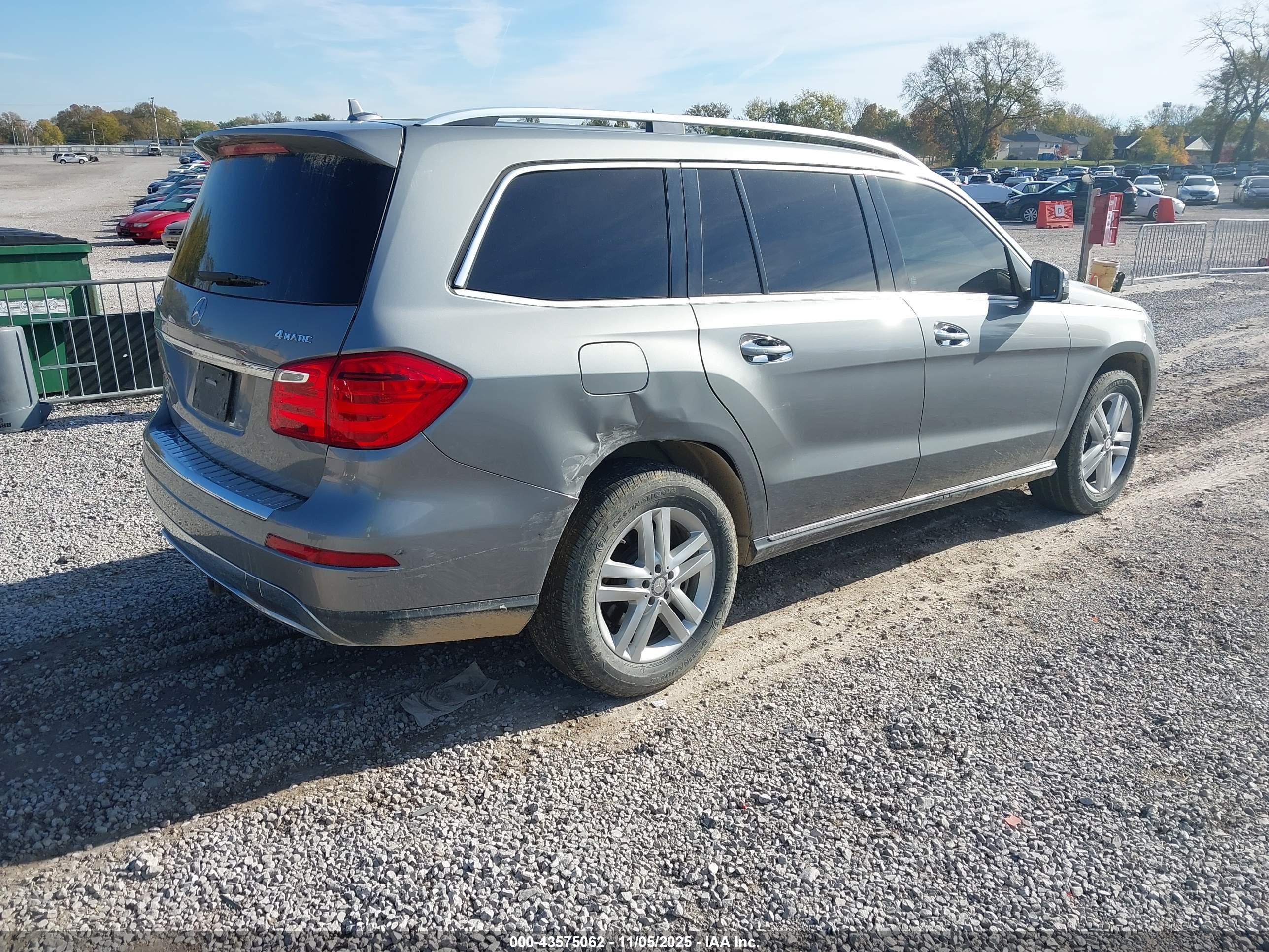 MERCEDES-BENZ GL image 4