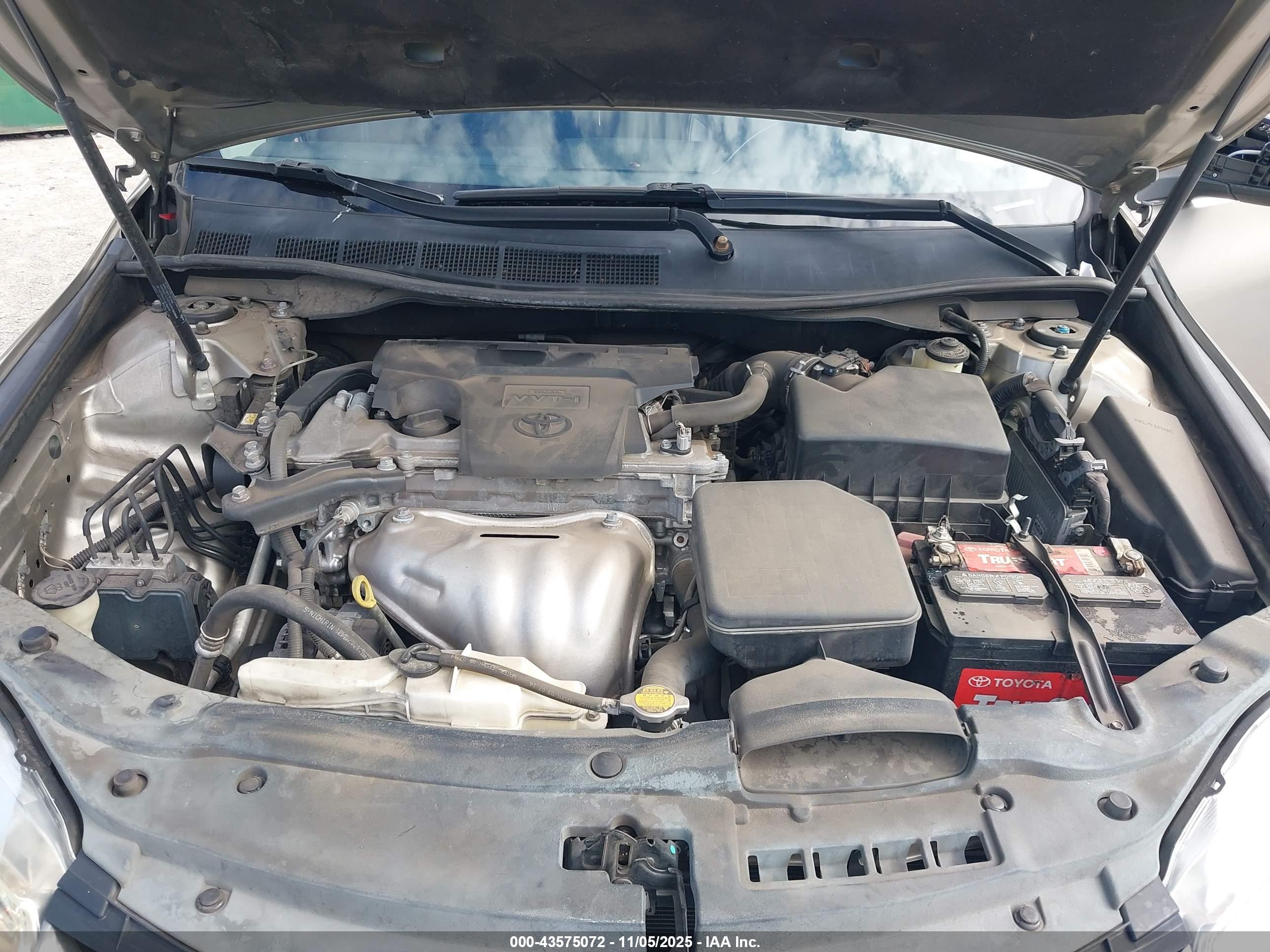 TOYOTA CAMRY image 10