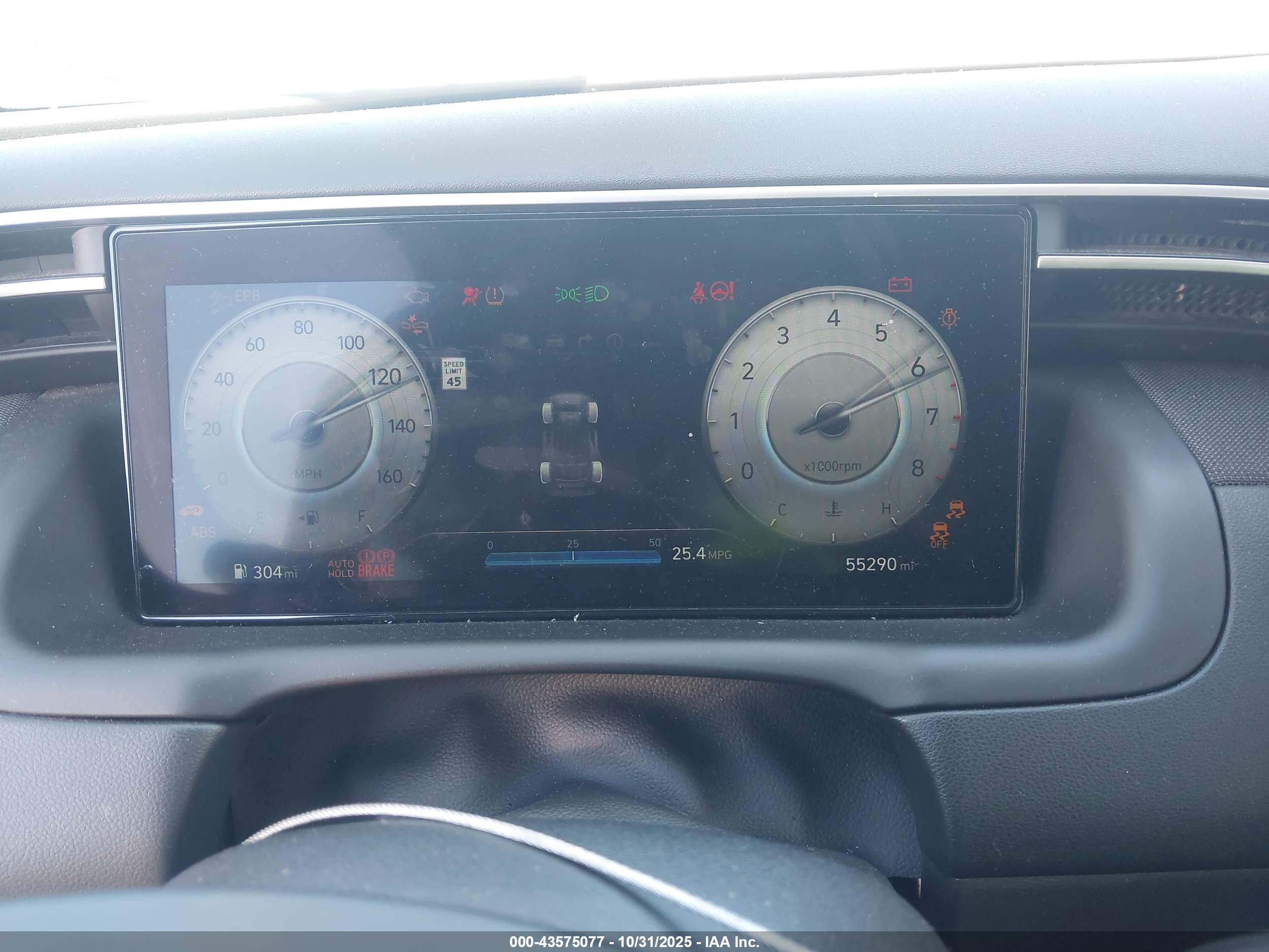 HYUNDAI TUCSON image 7