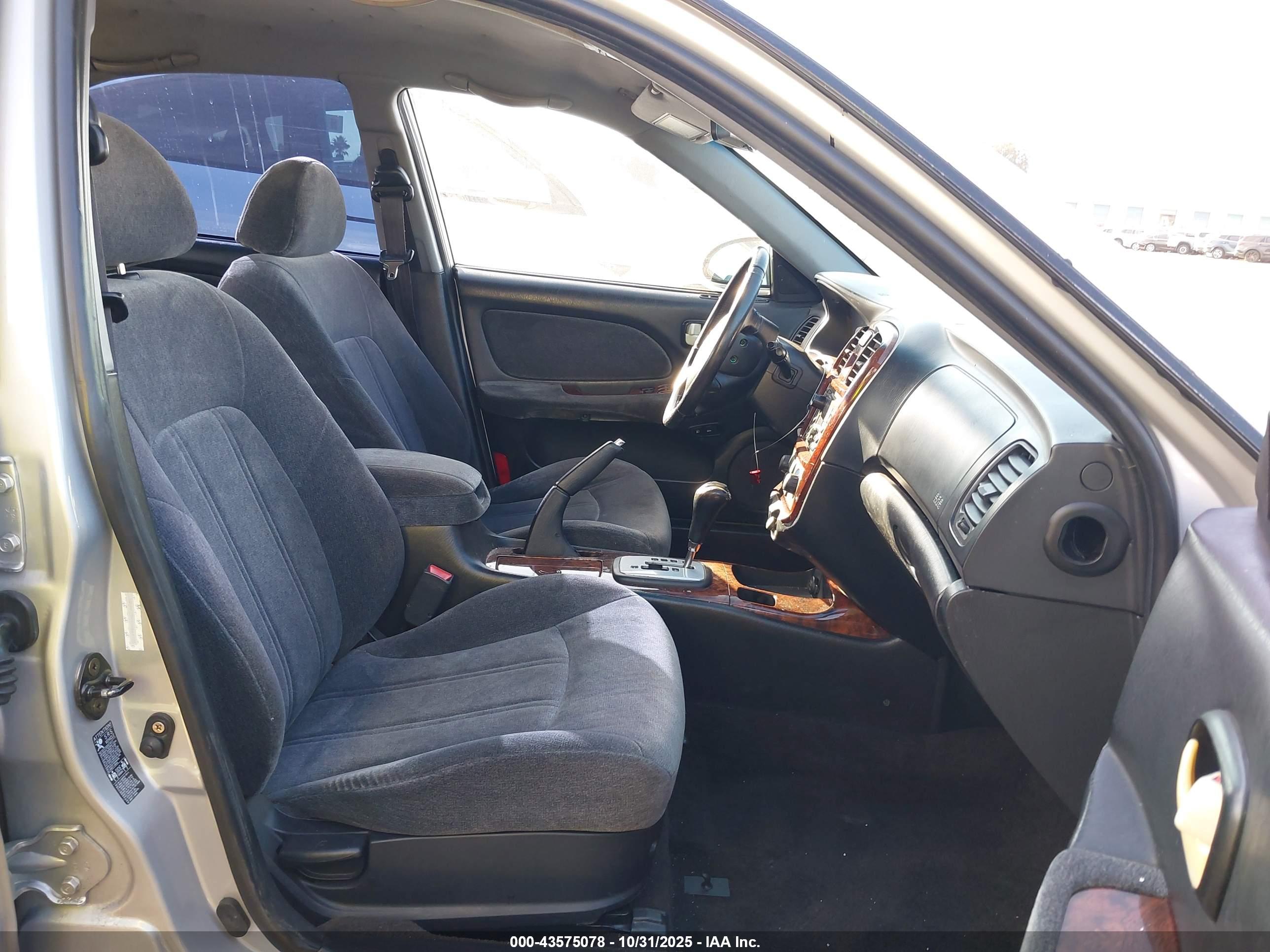 HYUNDAI SONATA image 5
