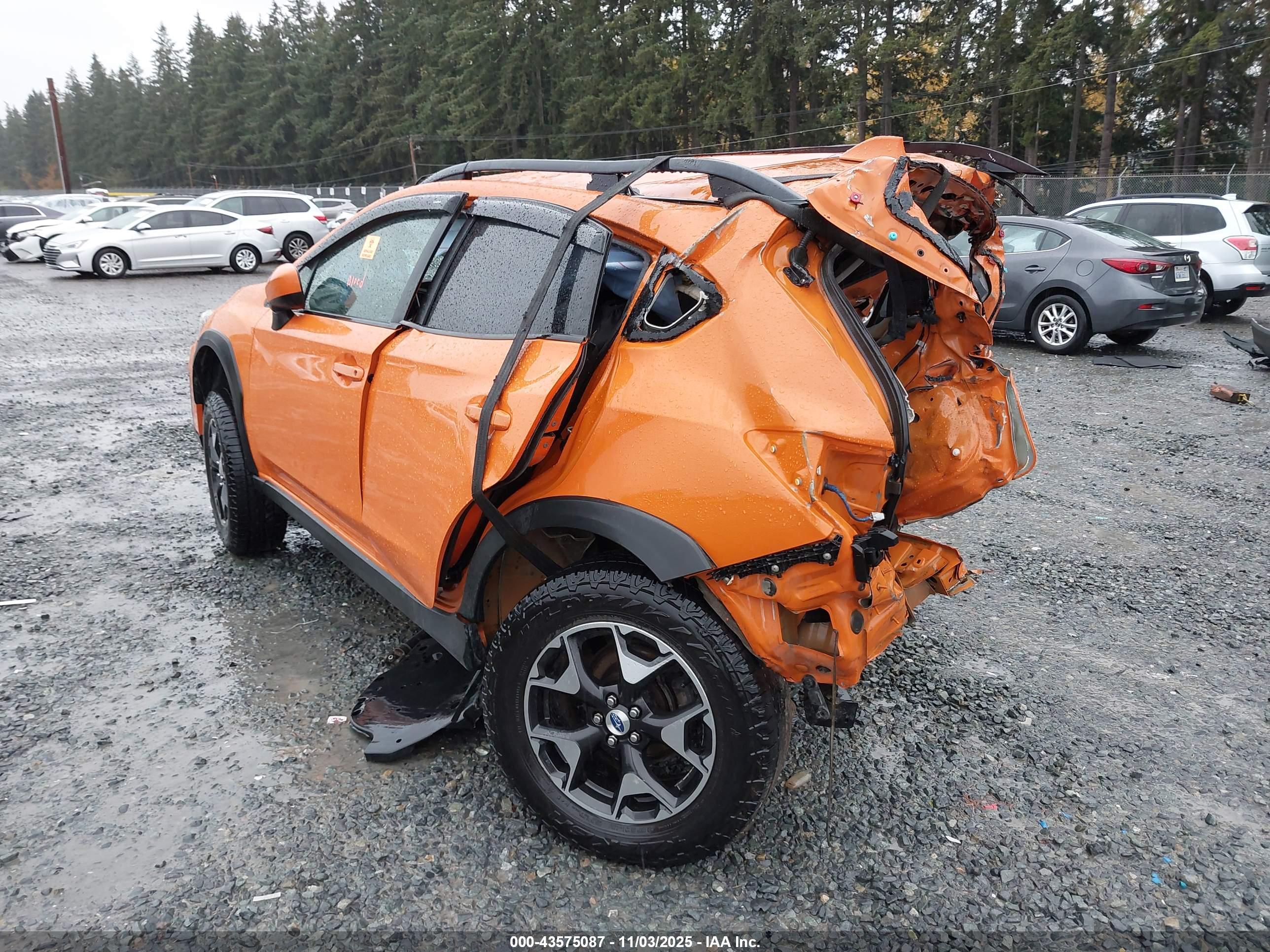 SUBARU CROSSTREK image 3