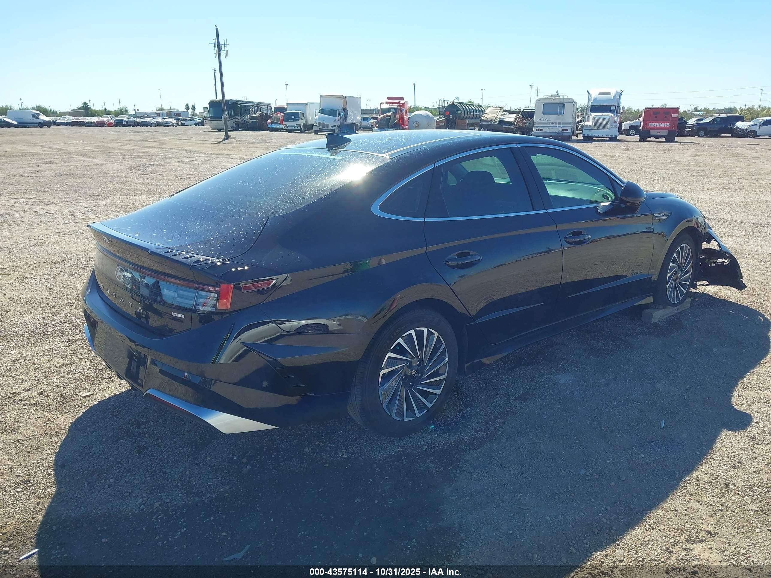 HYUNDAI SONATA image 4
