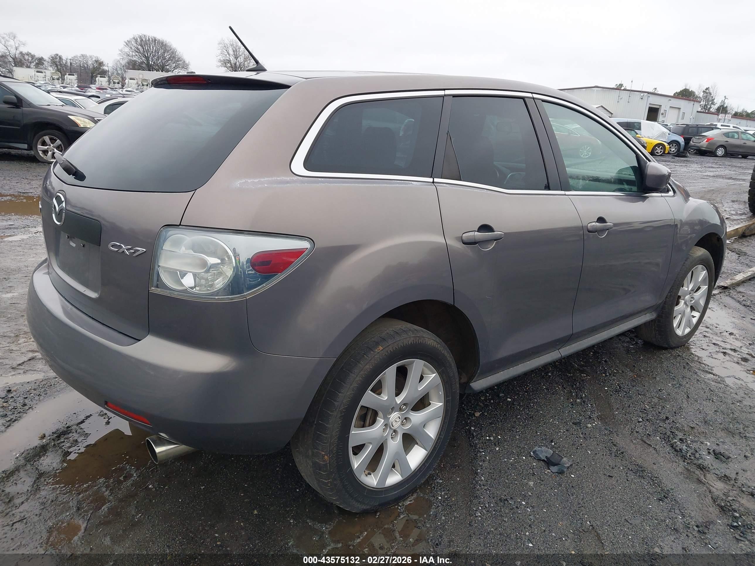 MAZDA CX-7 image 4