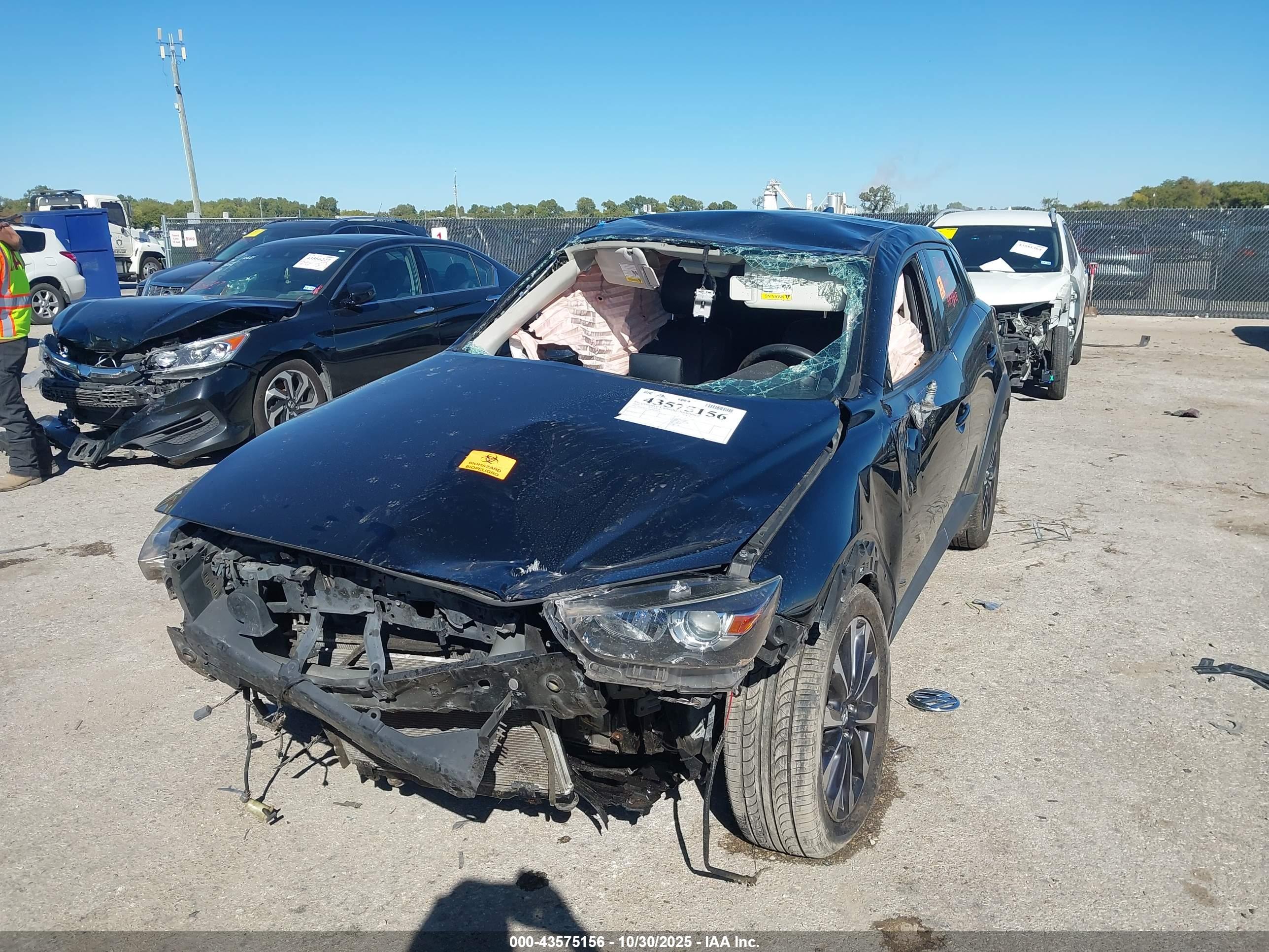 MAZDA CX-3 image 2