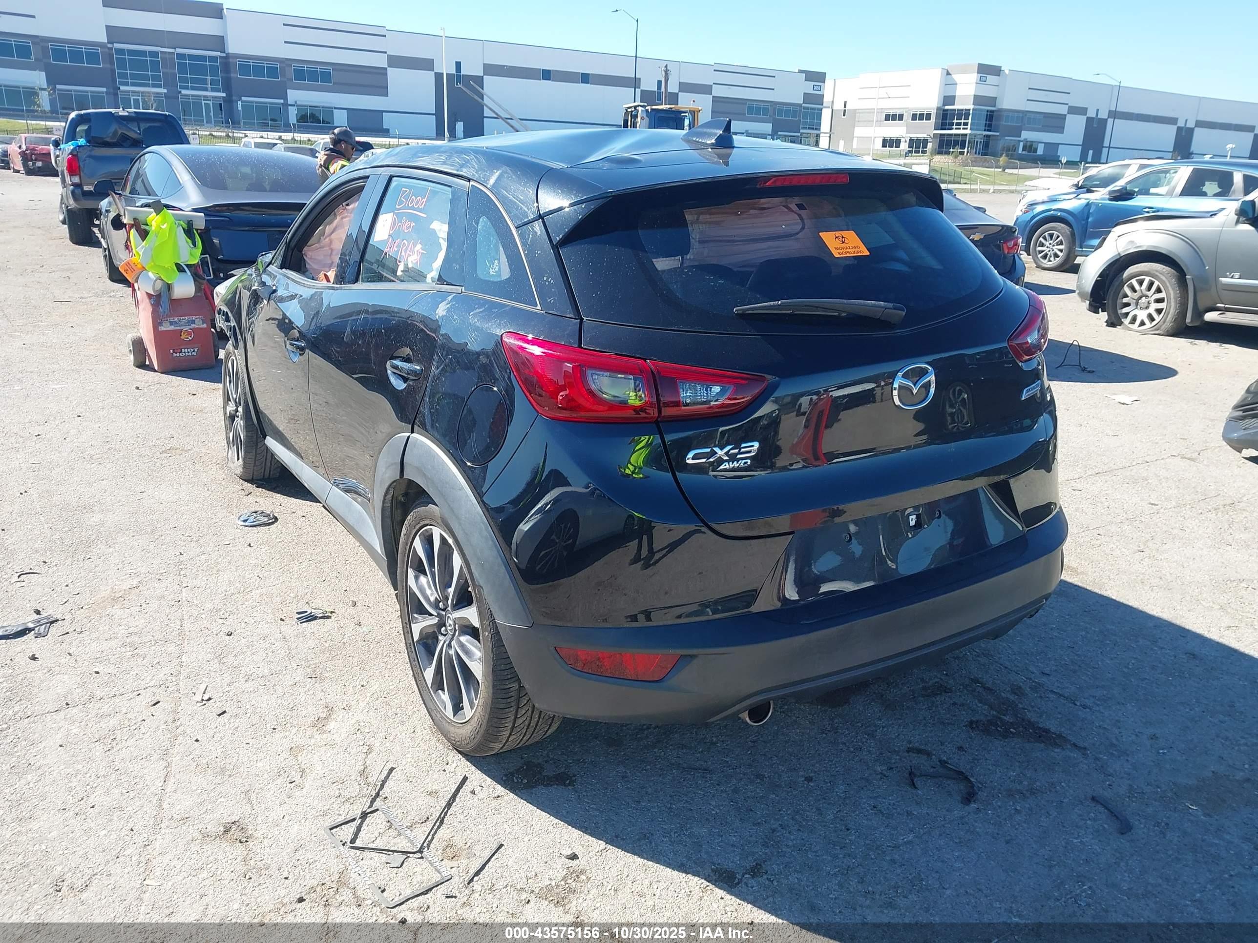 MAZDA CX-3 image 3