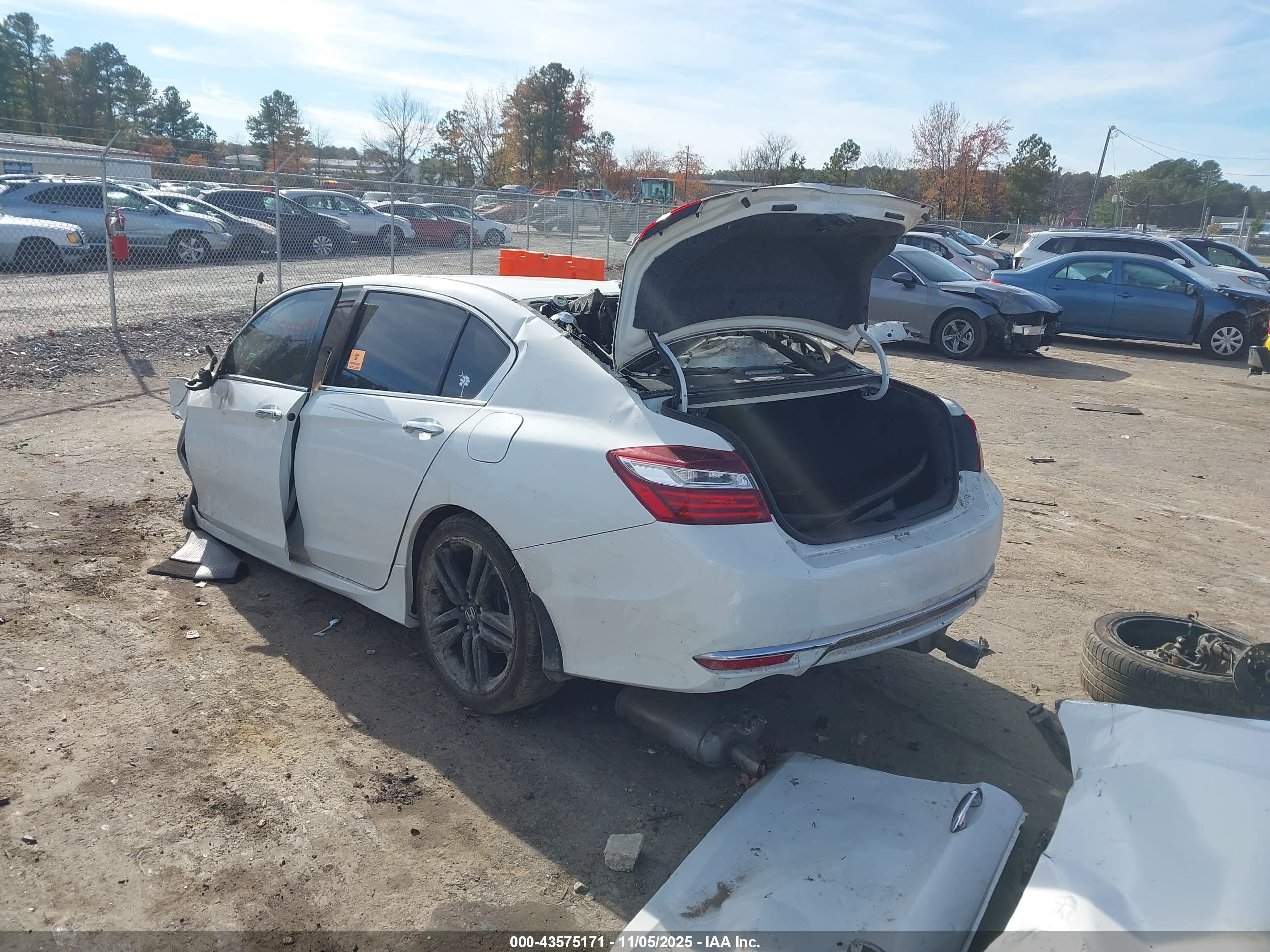 HONDA ACCORD image 3