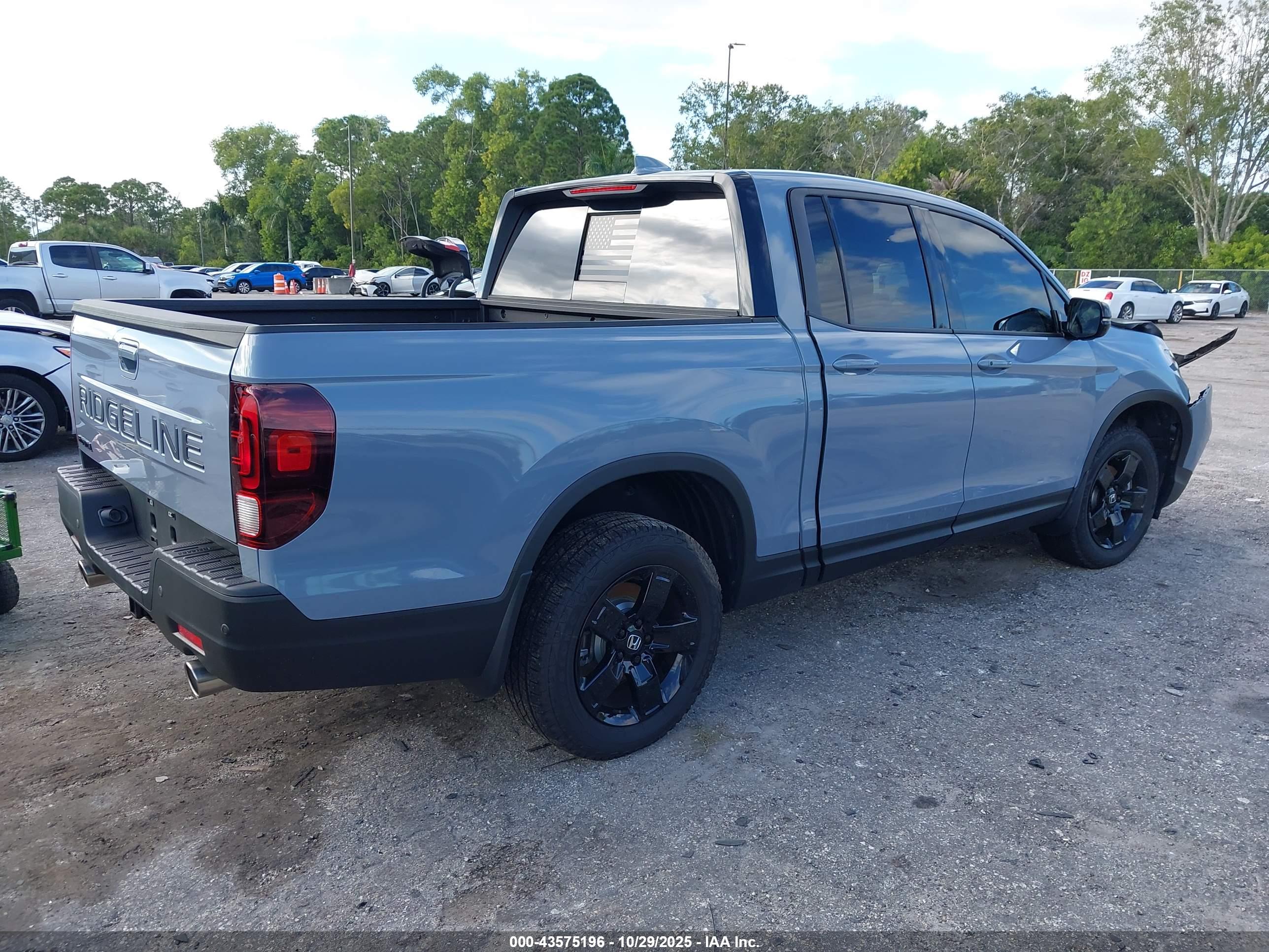 HONDA RIDGELINE image 4