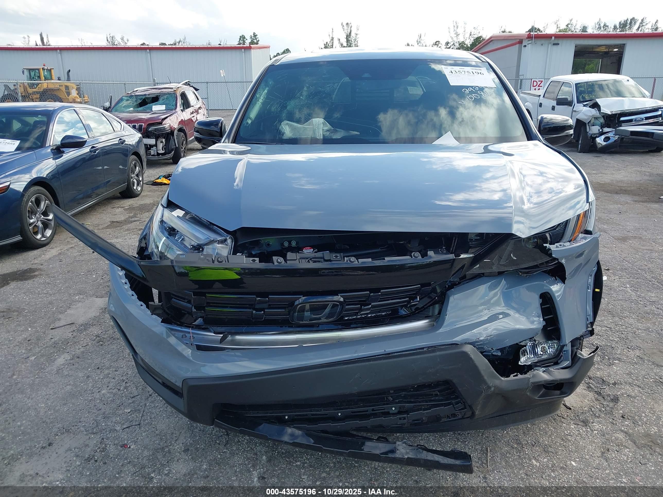 HONDA RIDGELINE image 6