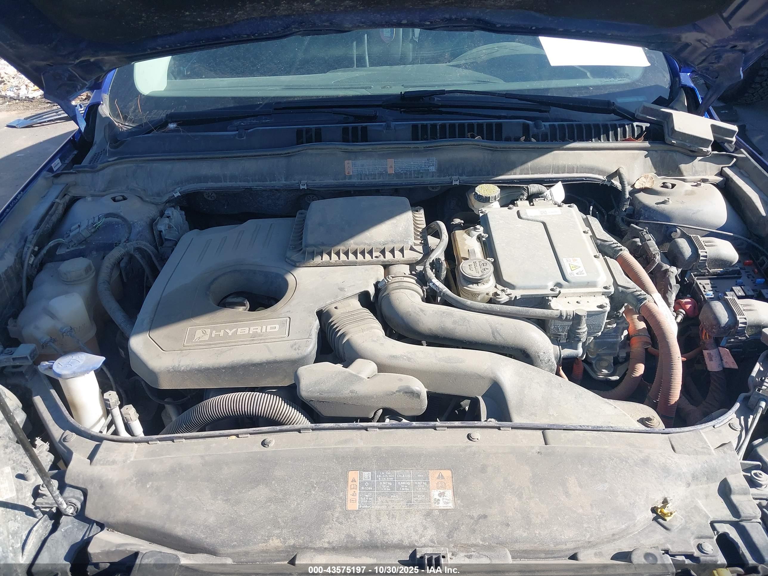 FORD FUSION image 10